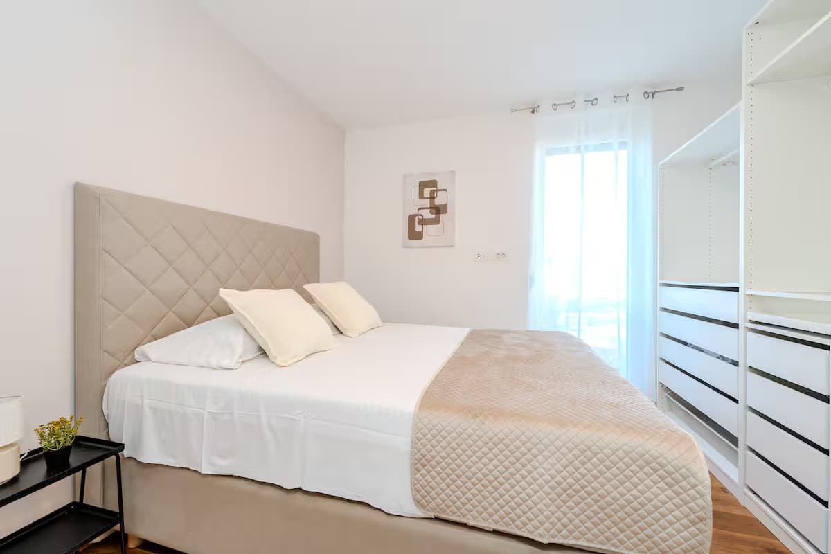 Isola 6er Apartment Ansicht 2