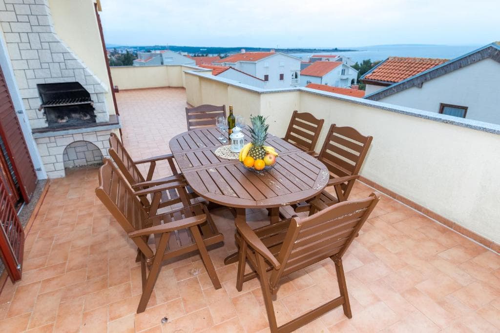Maru 6 Apartment in Novalja Ansicht 3