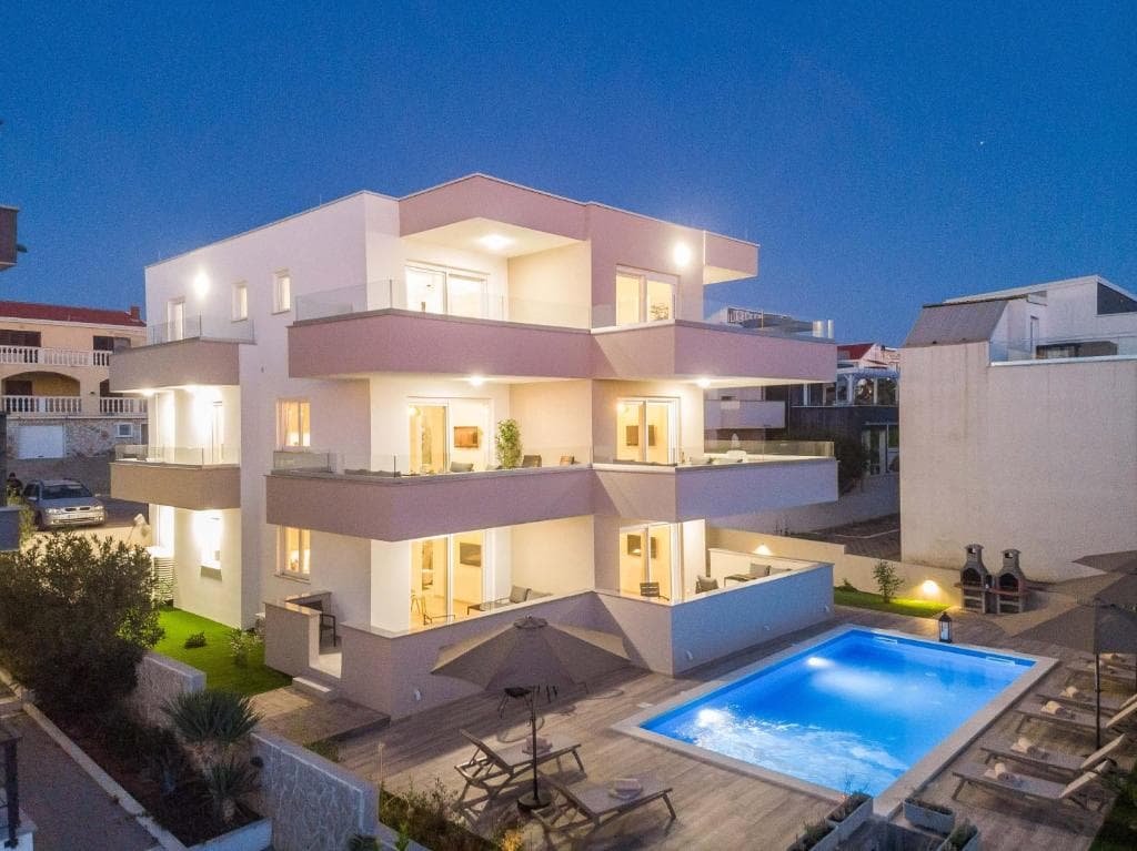 Meteorite 6 Apartment in Novalja