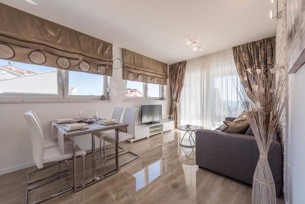 Zora 6 Apartment in Novalja Ansicht 4