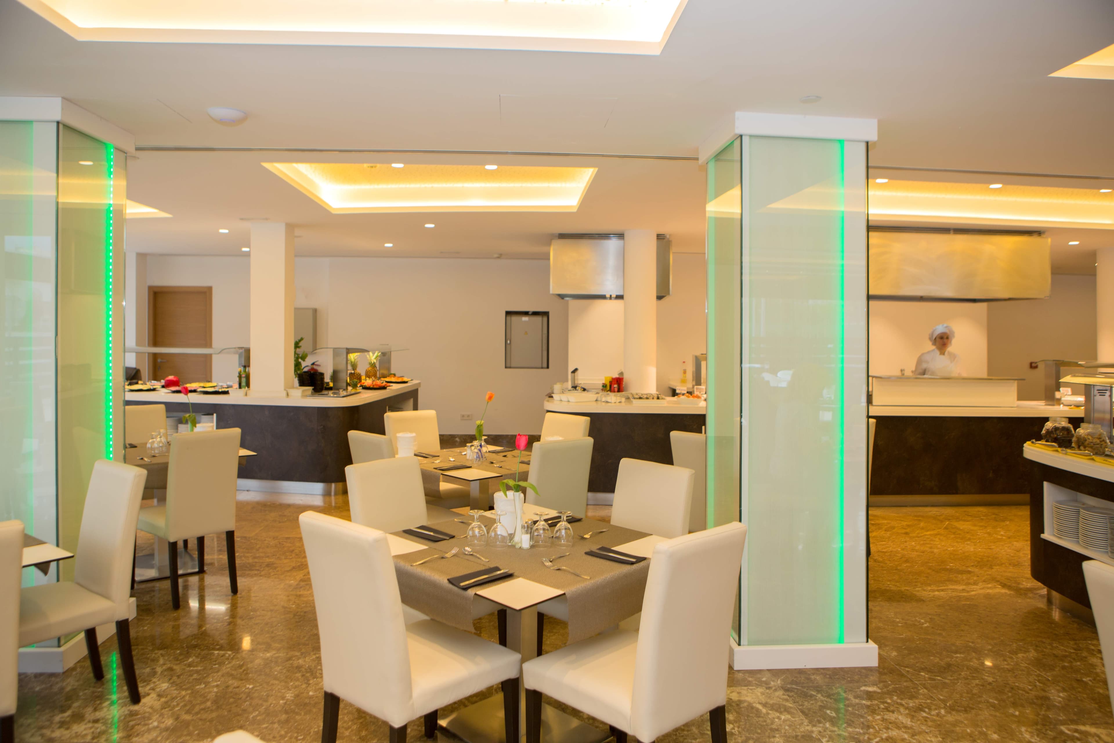 Hotel Luxor Ansicht 8