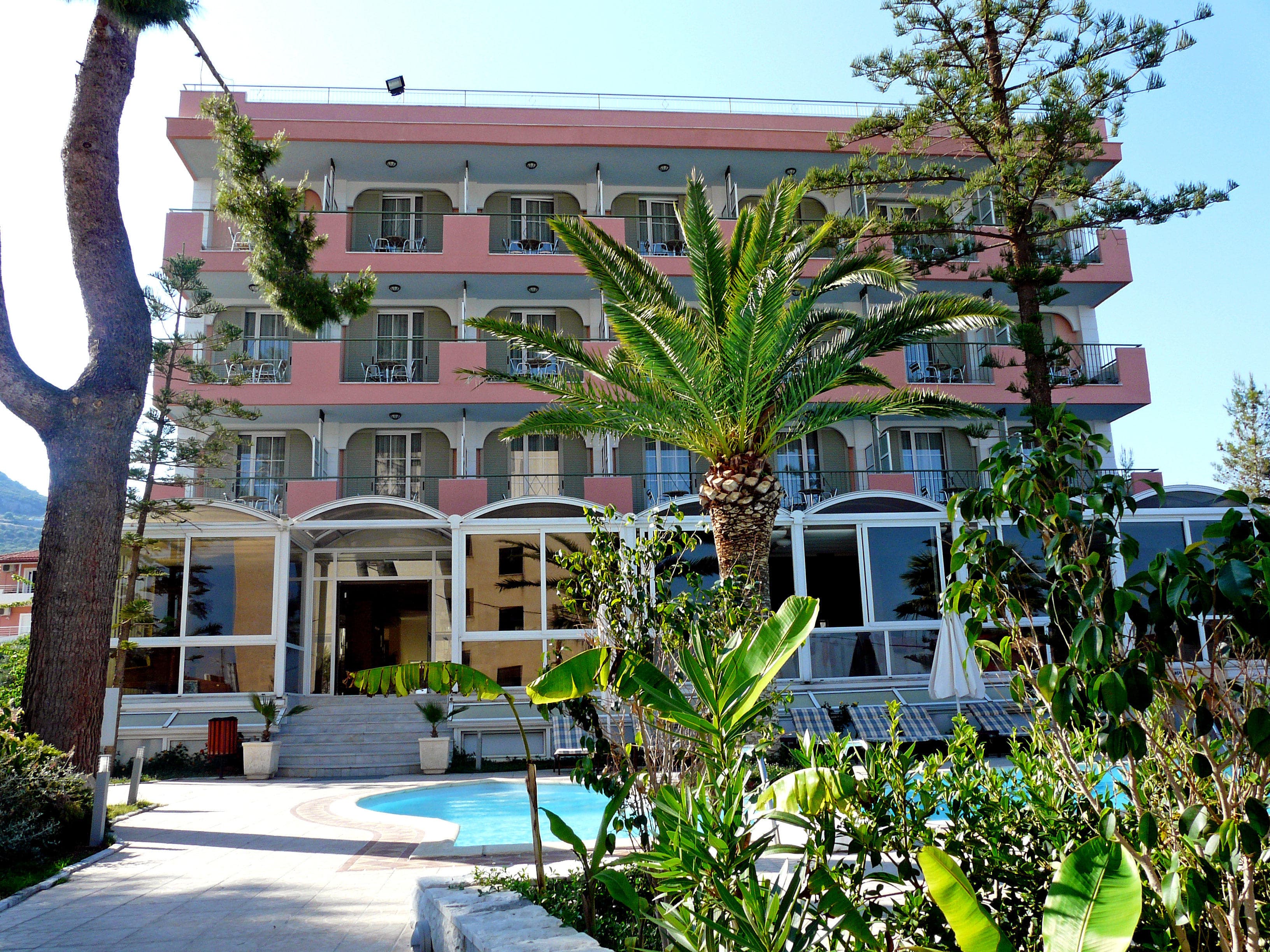 Hotel Tolon Holidays