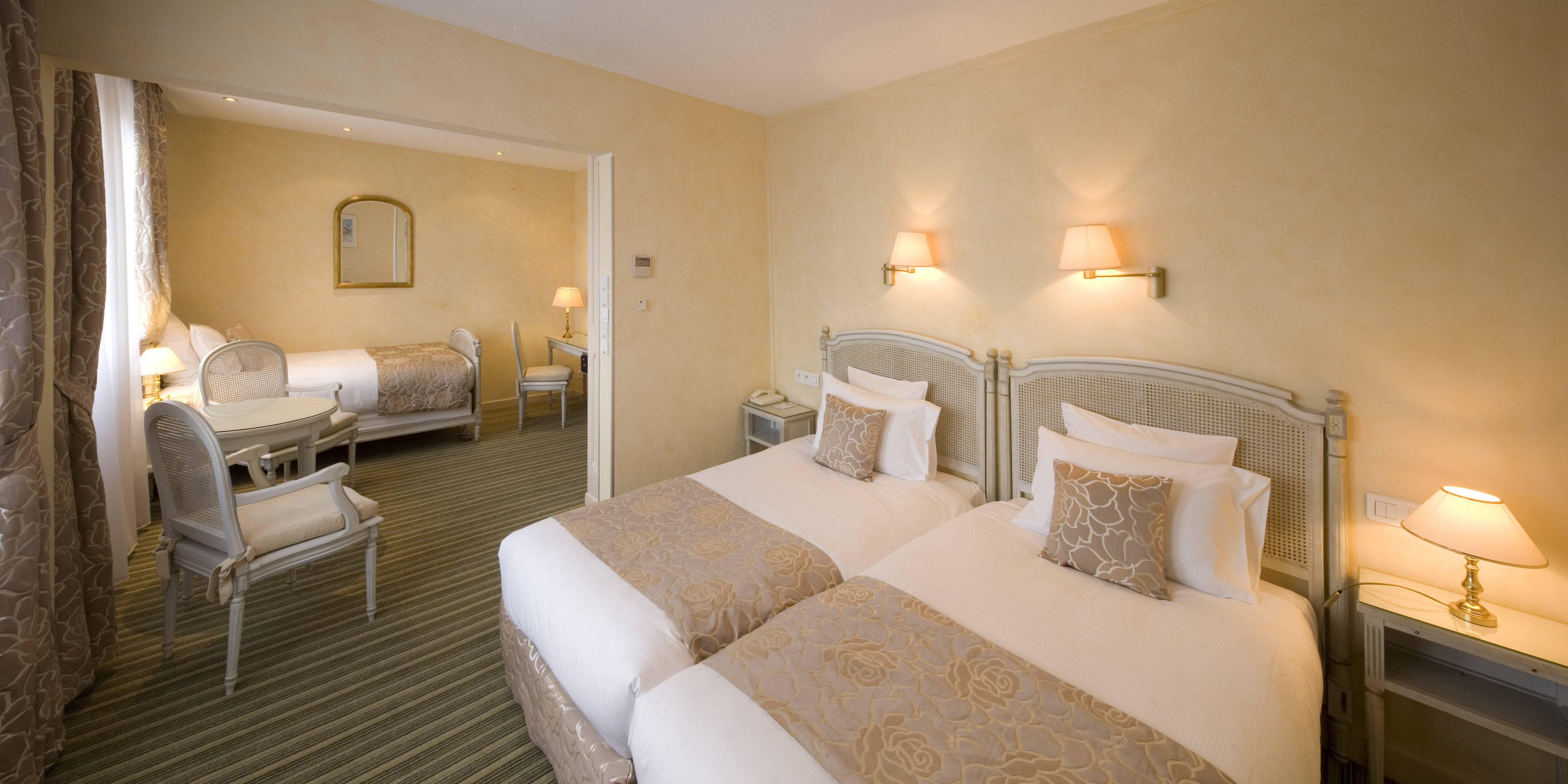 Grand Bristol Hotel Ansicht 4
