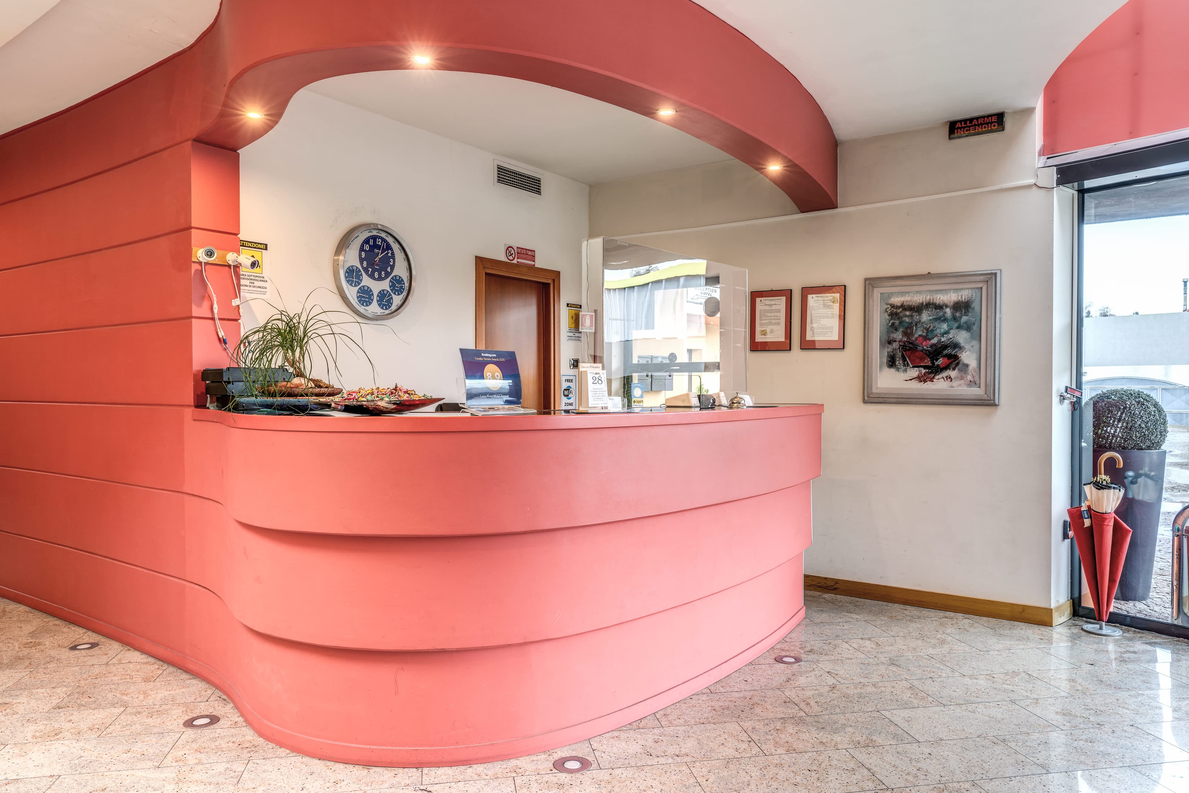 Luna Hotel Lago Maggiore Ansicht 8