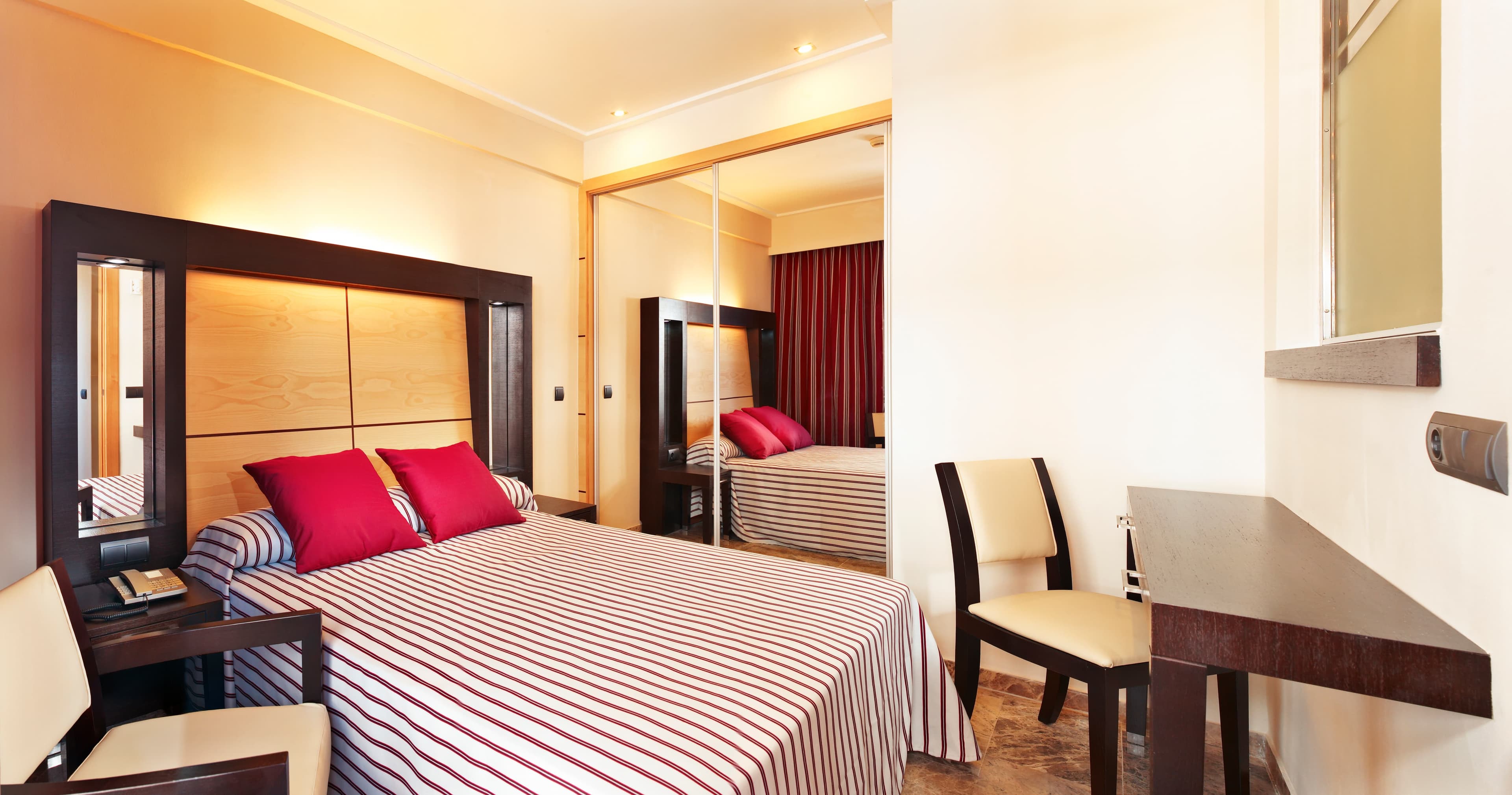 MLL Mediterranean Bay - Adults only Ansicht 9