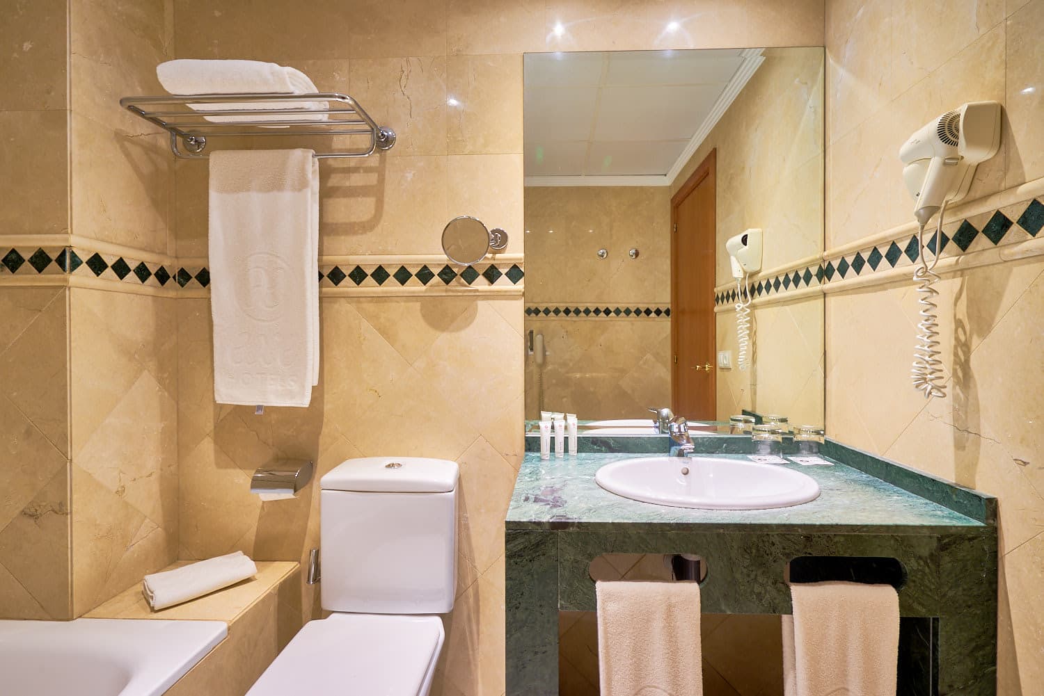 Hotel Exe Ciudad de Córdoba Ansicht 3