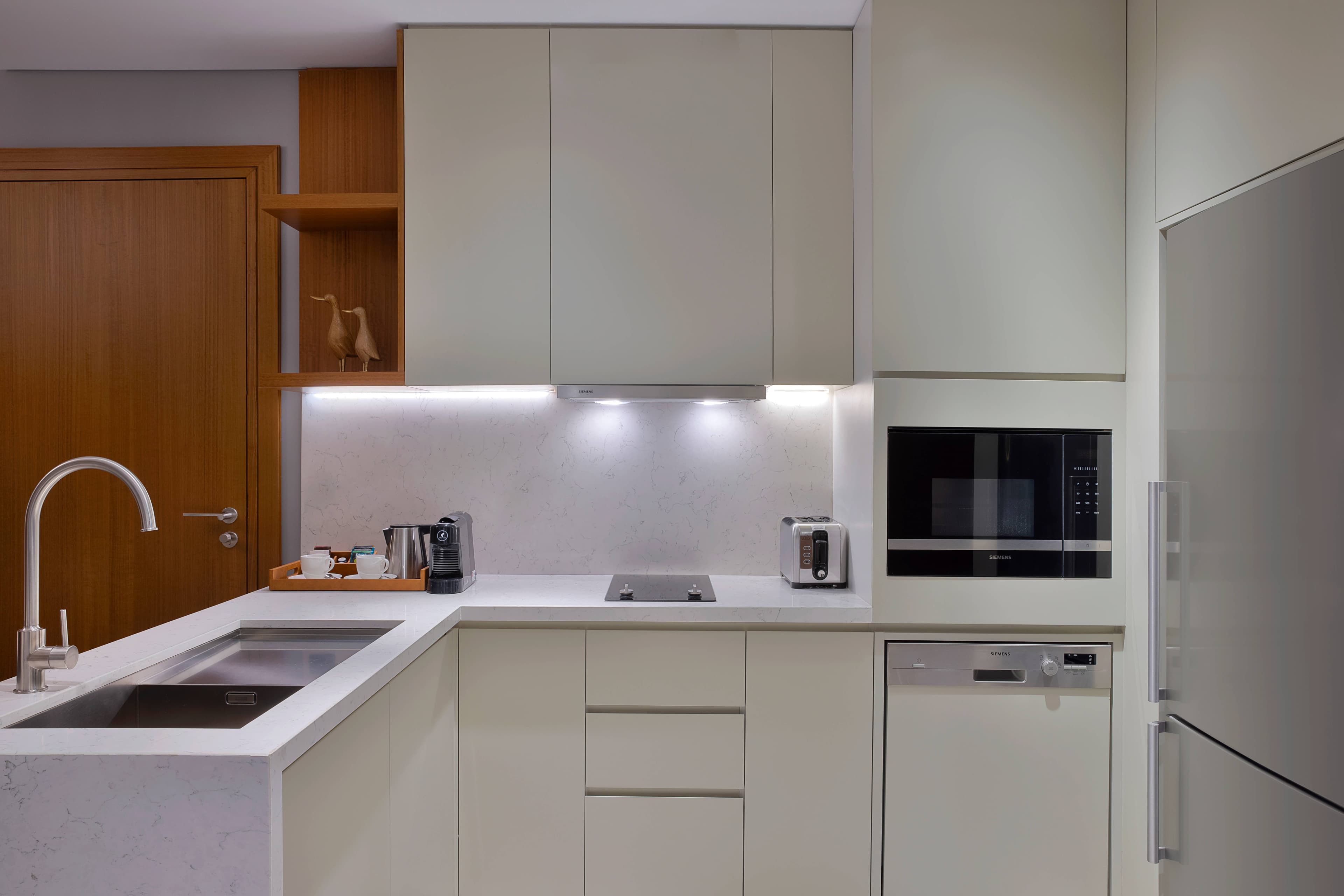 DoubleTree by Hilton Sharjah Waterfront Hotel & Residences Ansicht 3