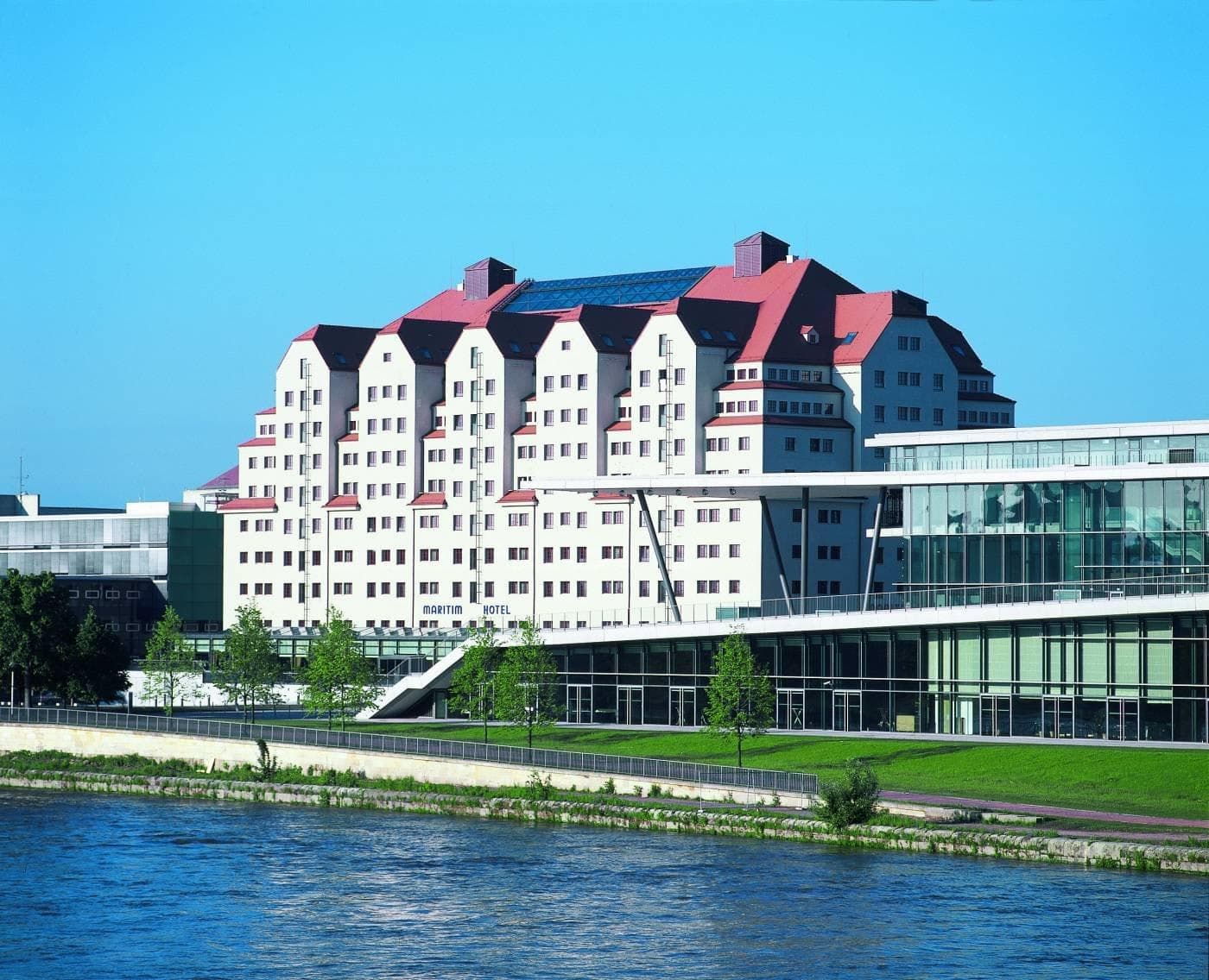 Maritim Hotel Dresden Ansicht 2