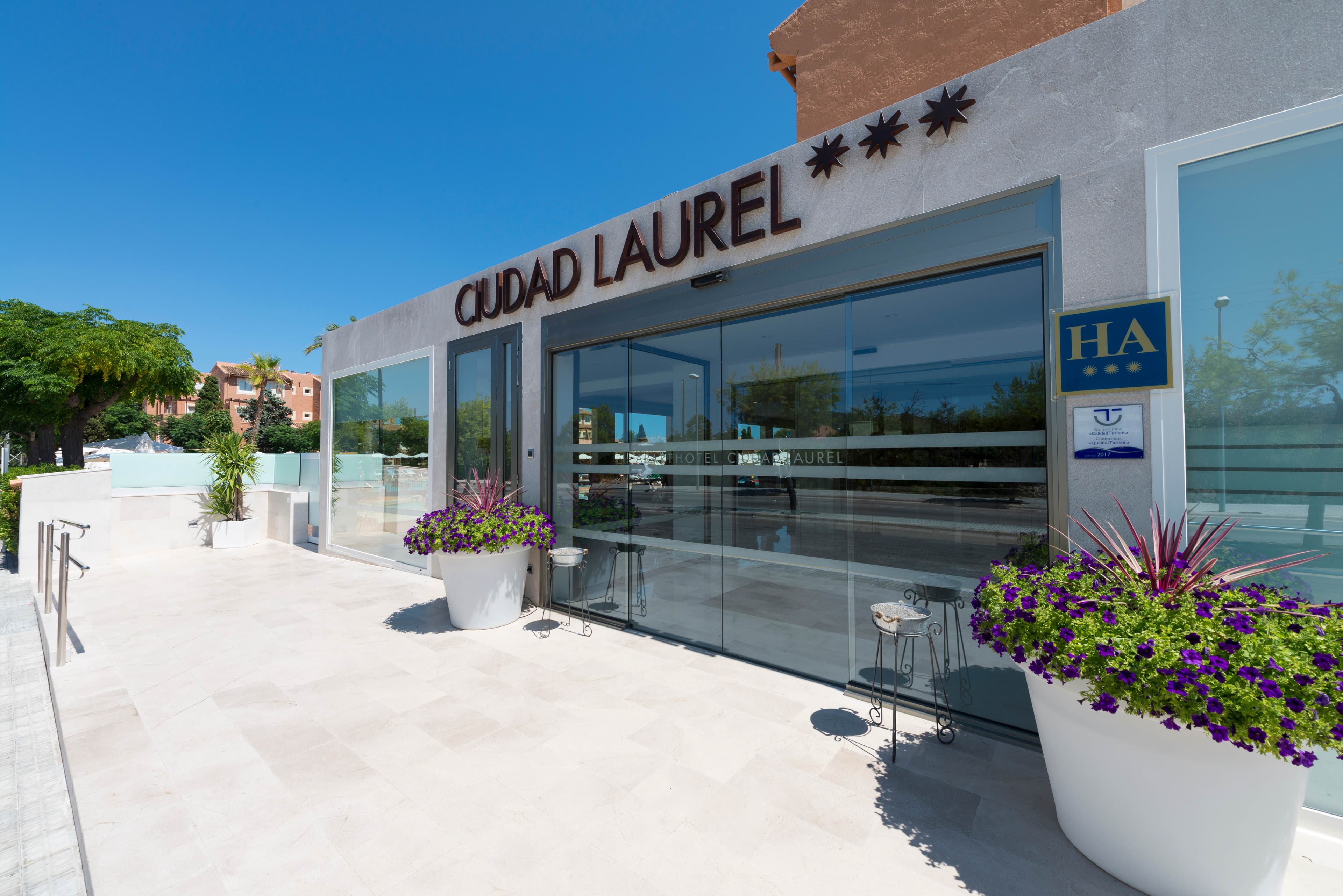 Aparthotel Ciudad Laurel Ansicht 2