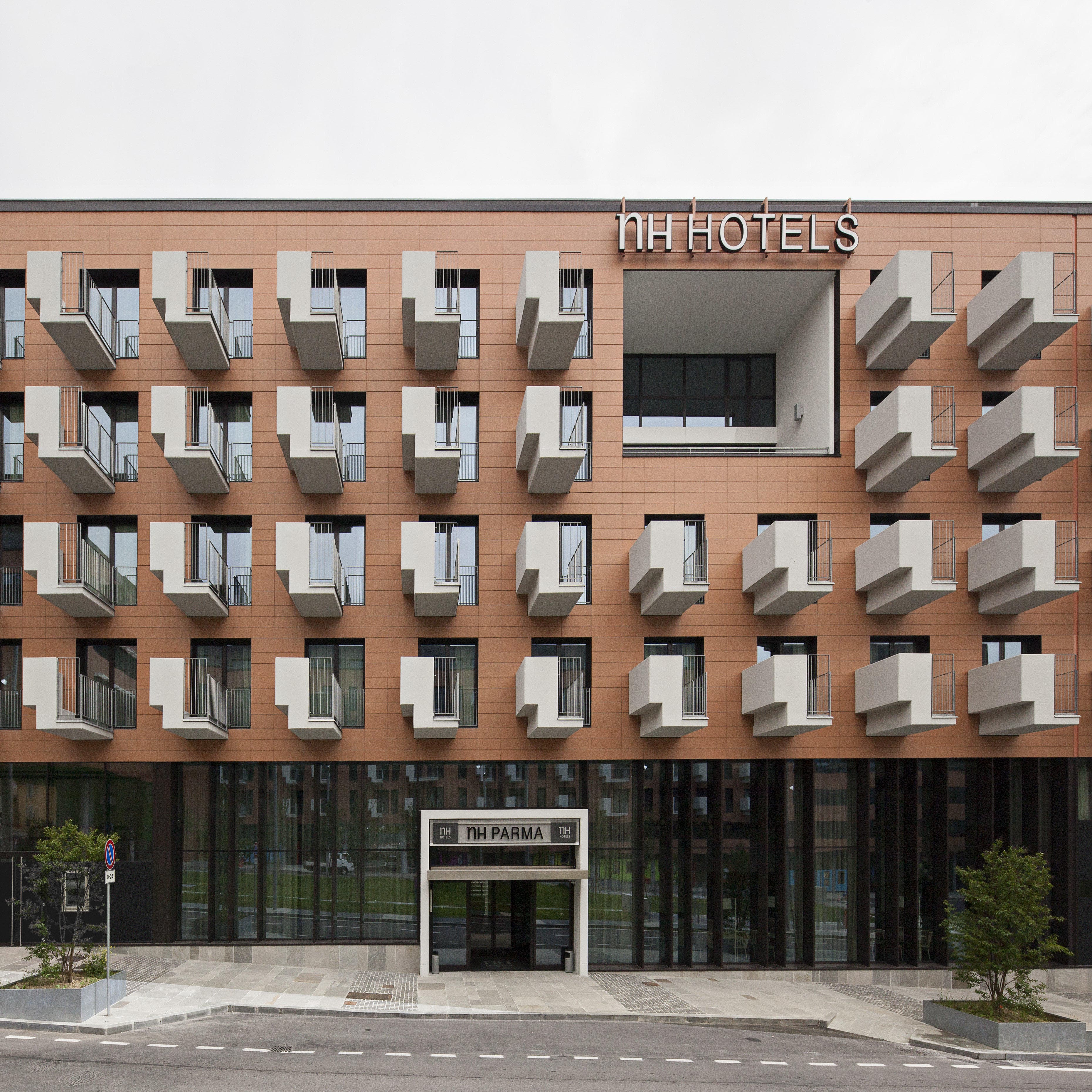 NH Parma Ansicht 3