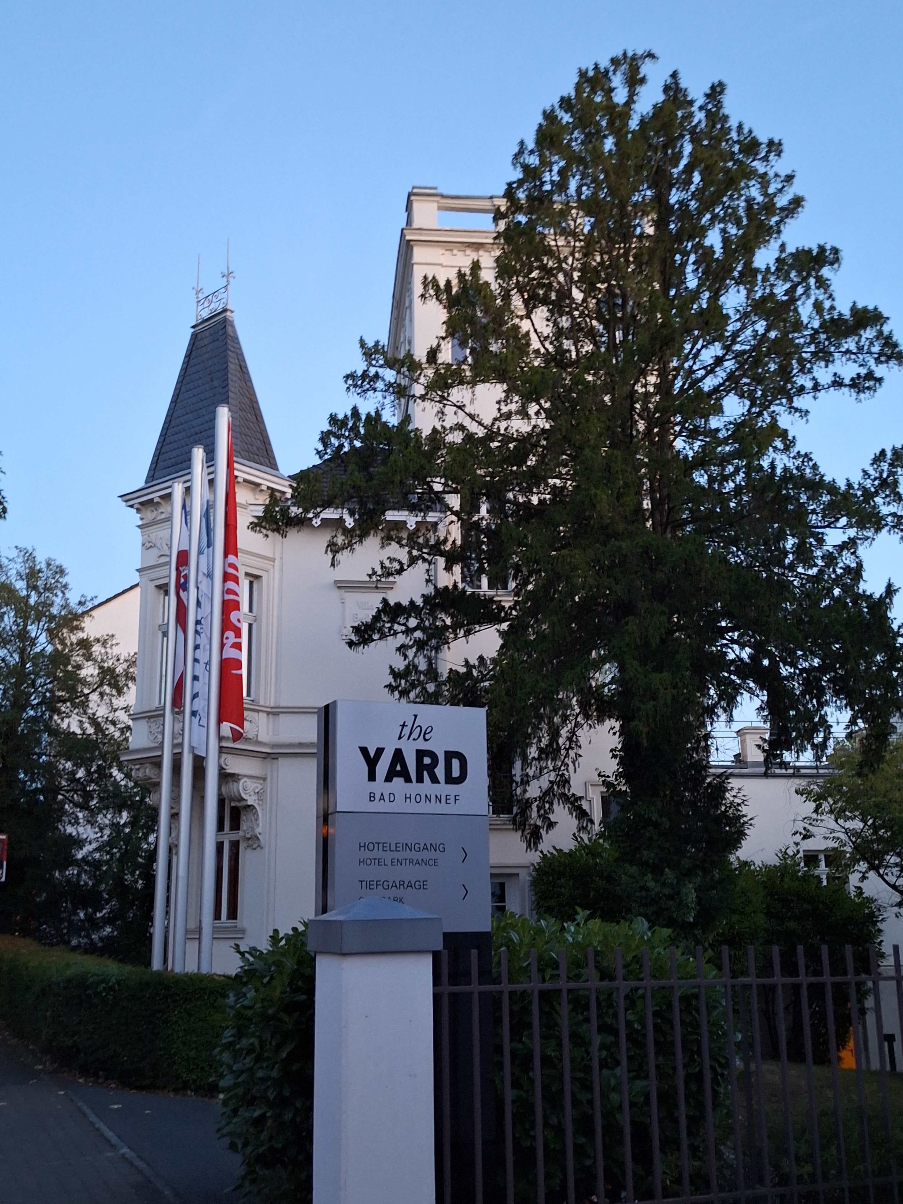 Hotel the YARD Bad Honnef Ansicht 2