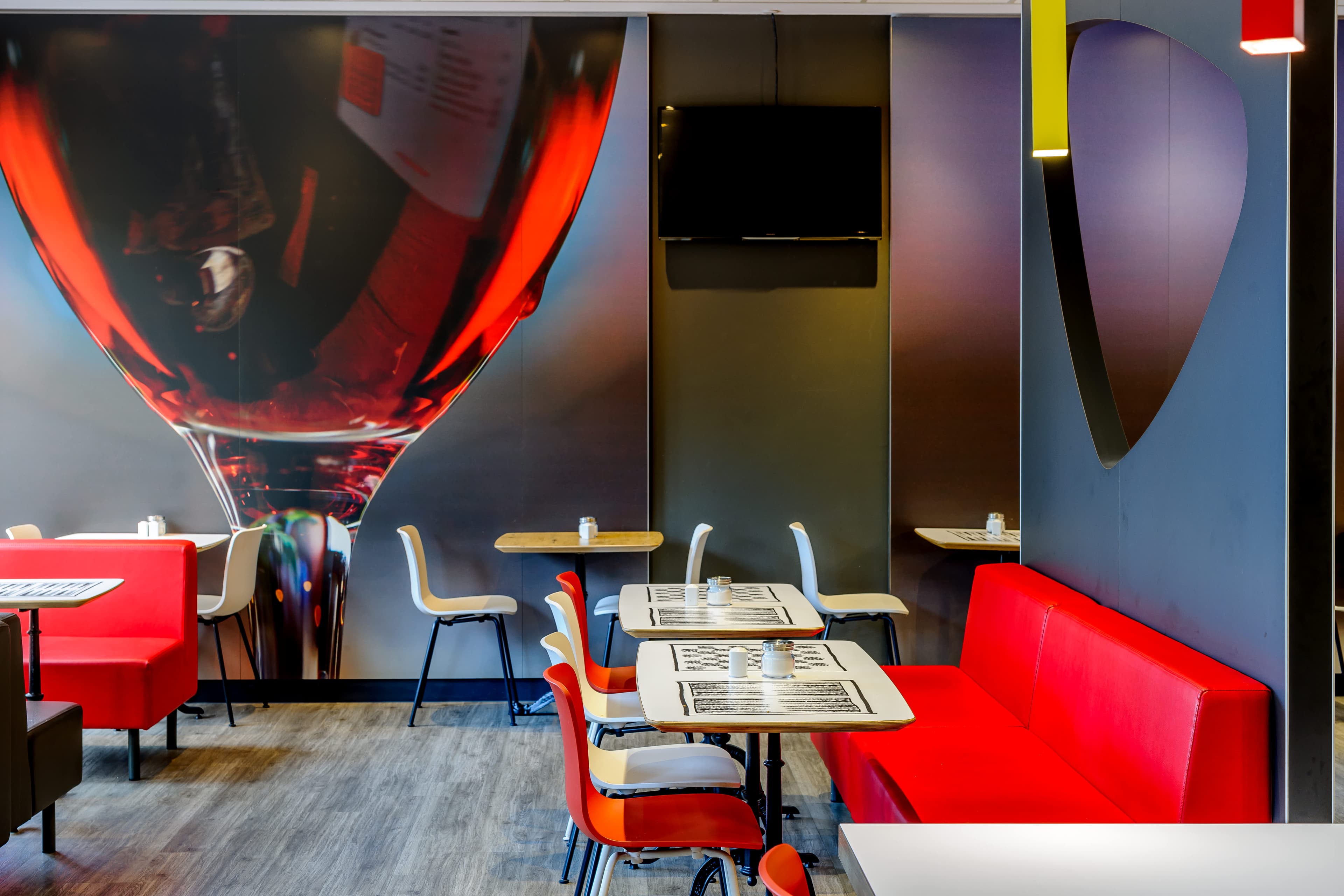 Hotel Ibis Frankfurt Airport Ansicht 10
