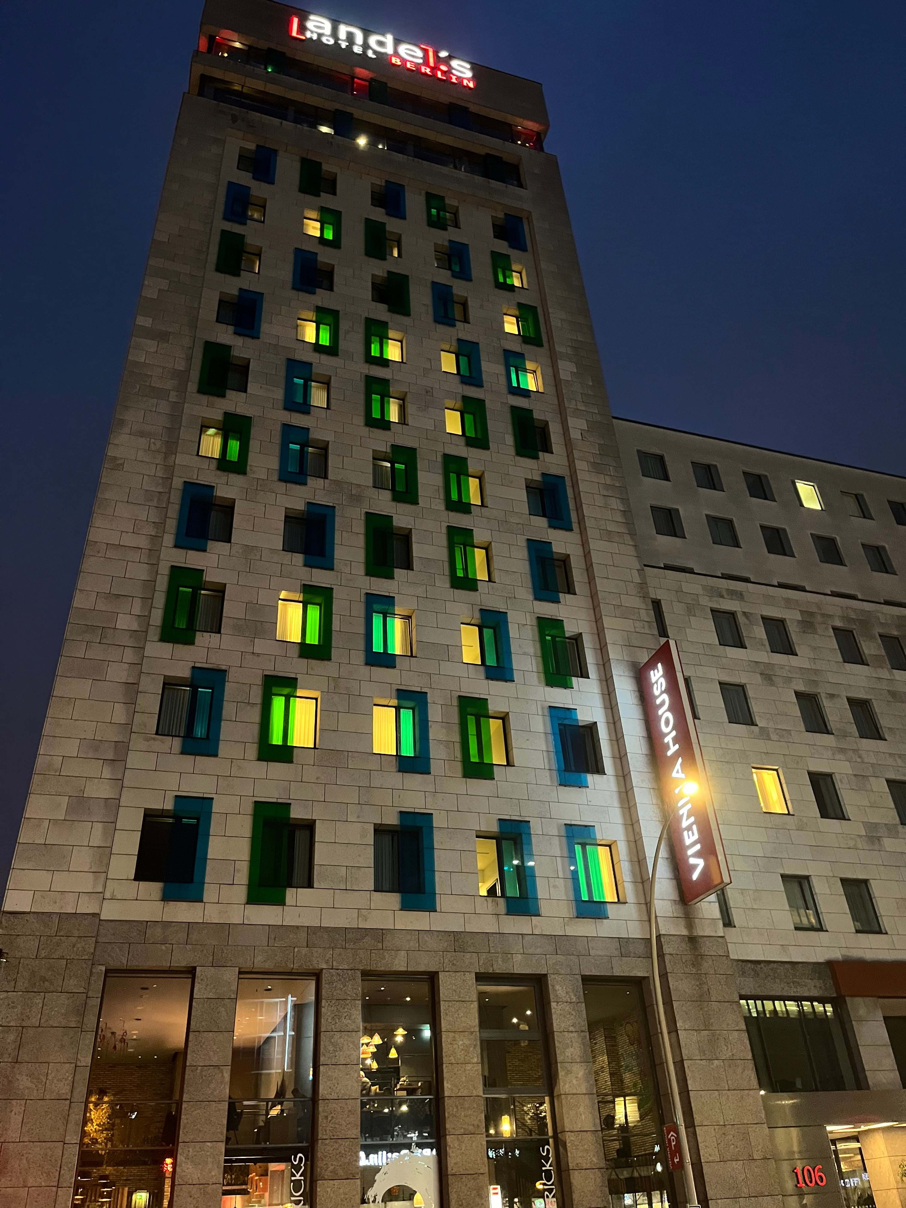Vienna House by Wyndham Andel's Berlin Ansicht 2