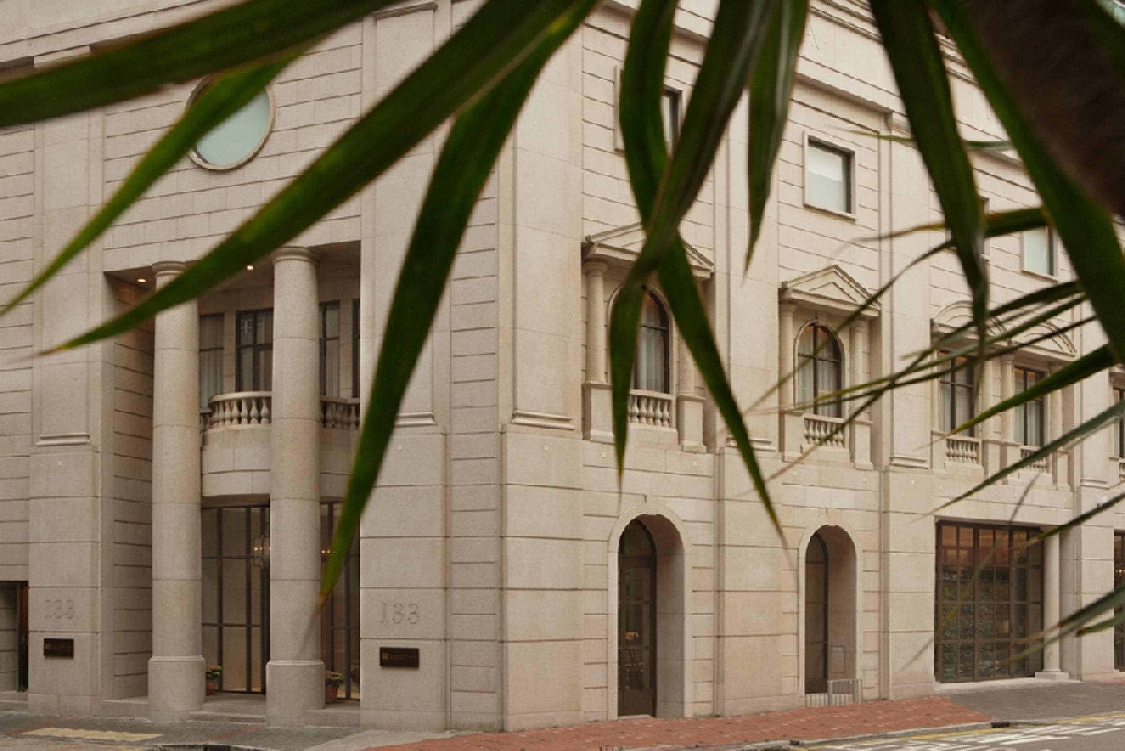 Hotel Lanson Place Ansicht 2
