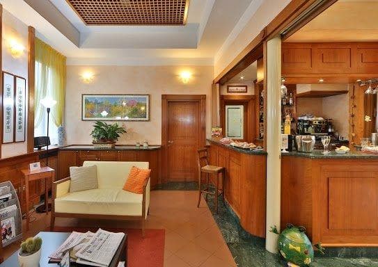 Hotel Maggiore Ansicht 7