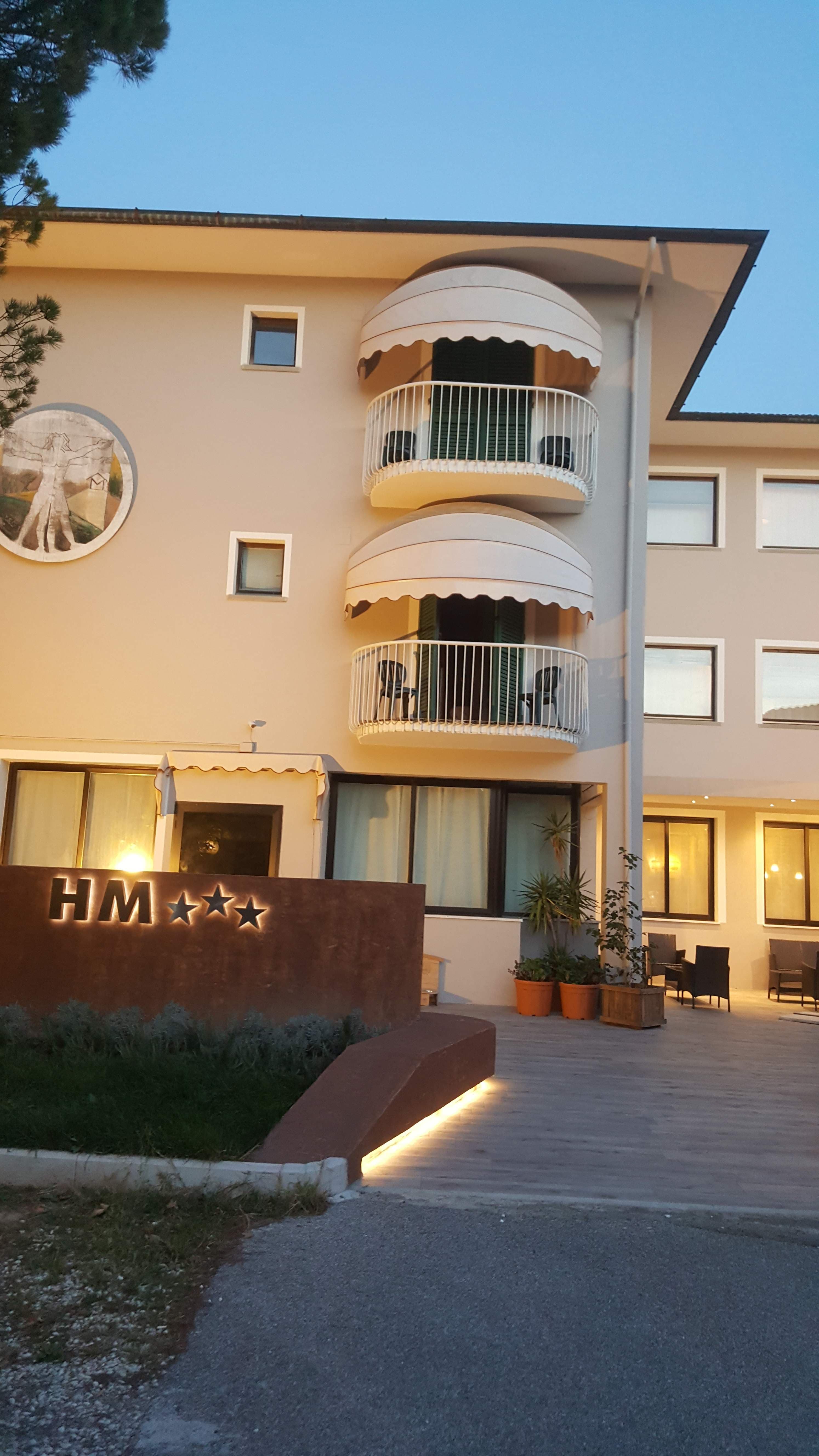 Hotel Monti