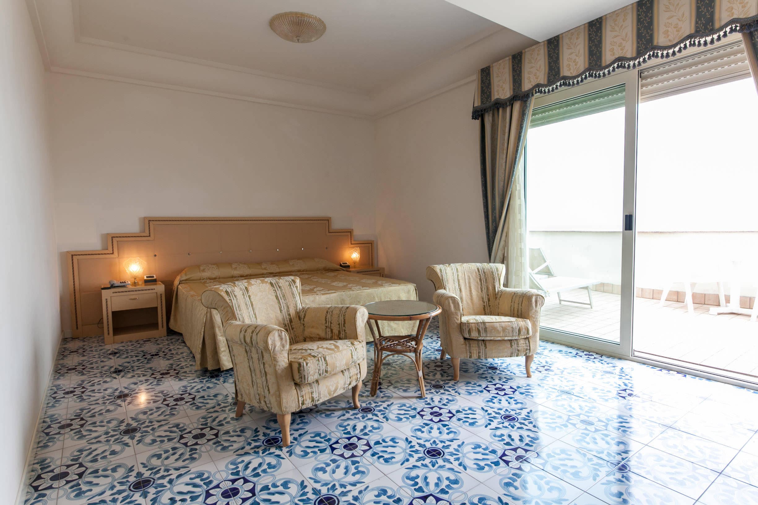 Hotel Universal Ansicht 5