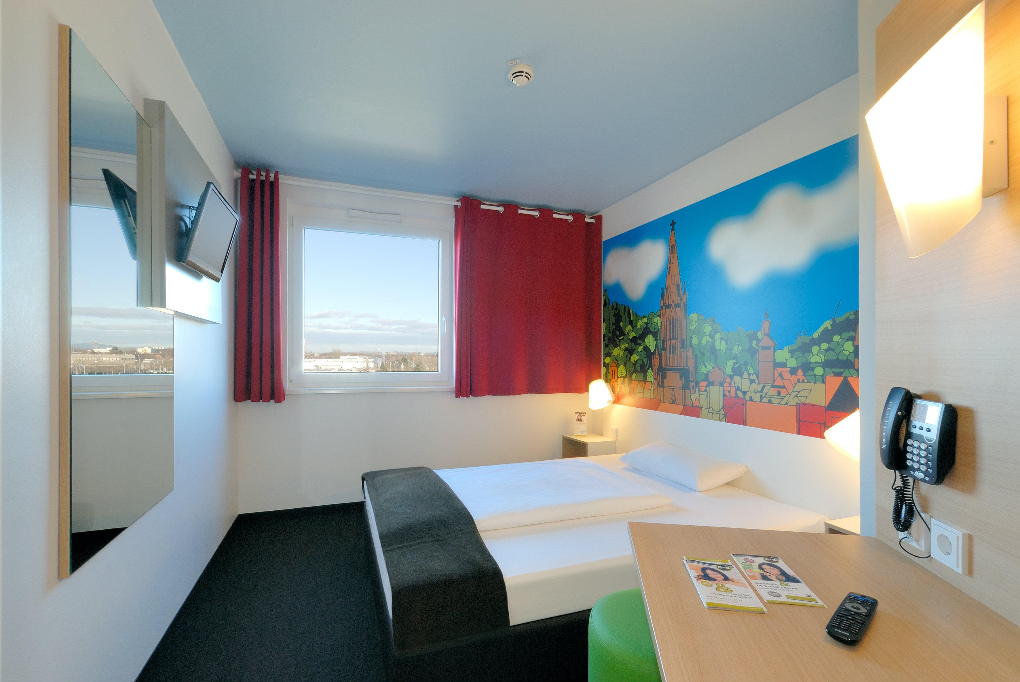B&B Hotel Freiburg-Süd Ansicht 9