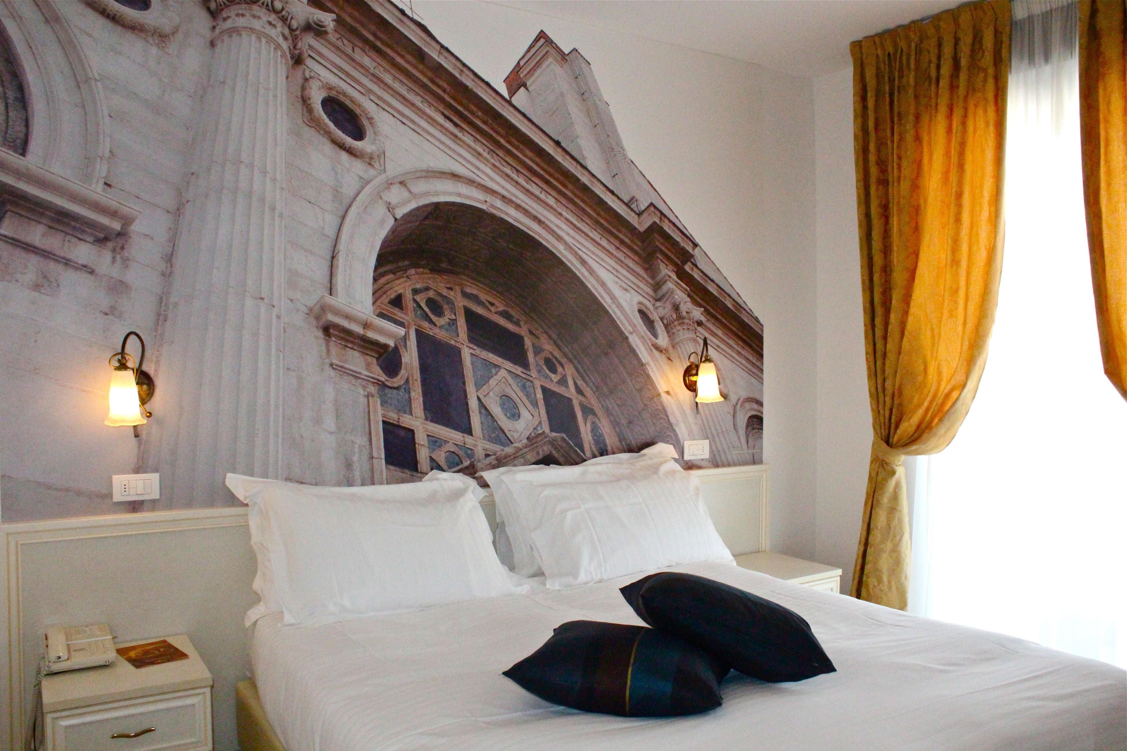 Hotel Sovrana Ansicht 9