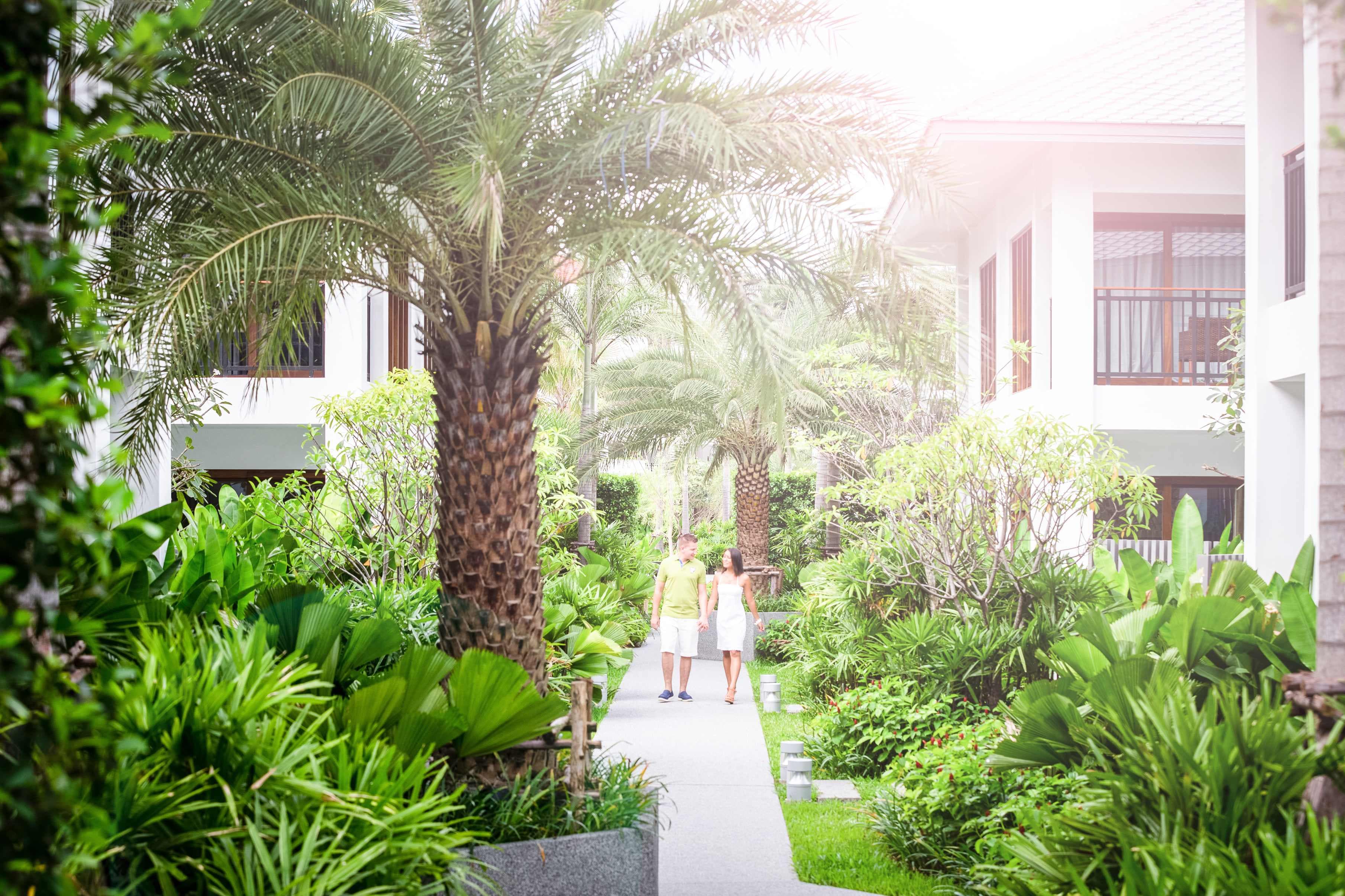 Novotel Phuket Karon Beach Resort & Spa
