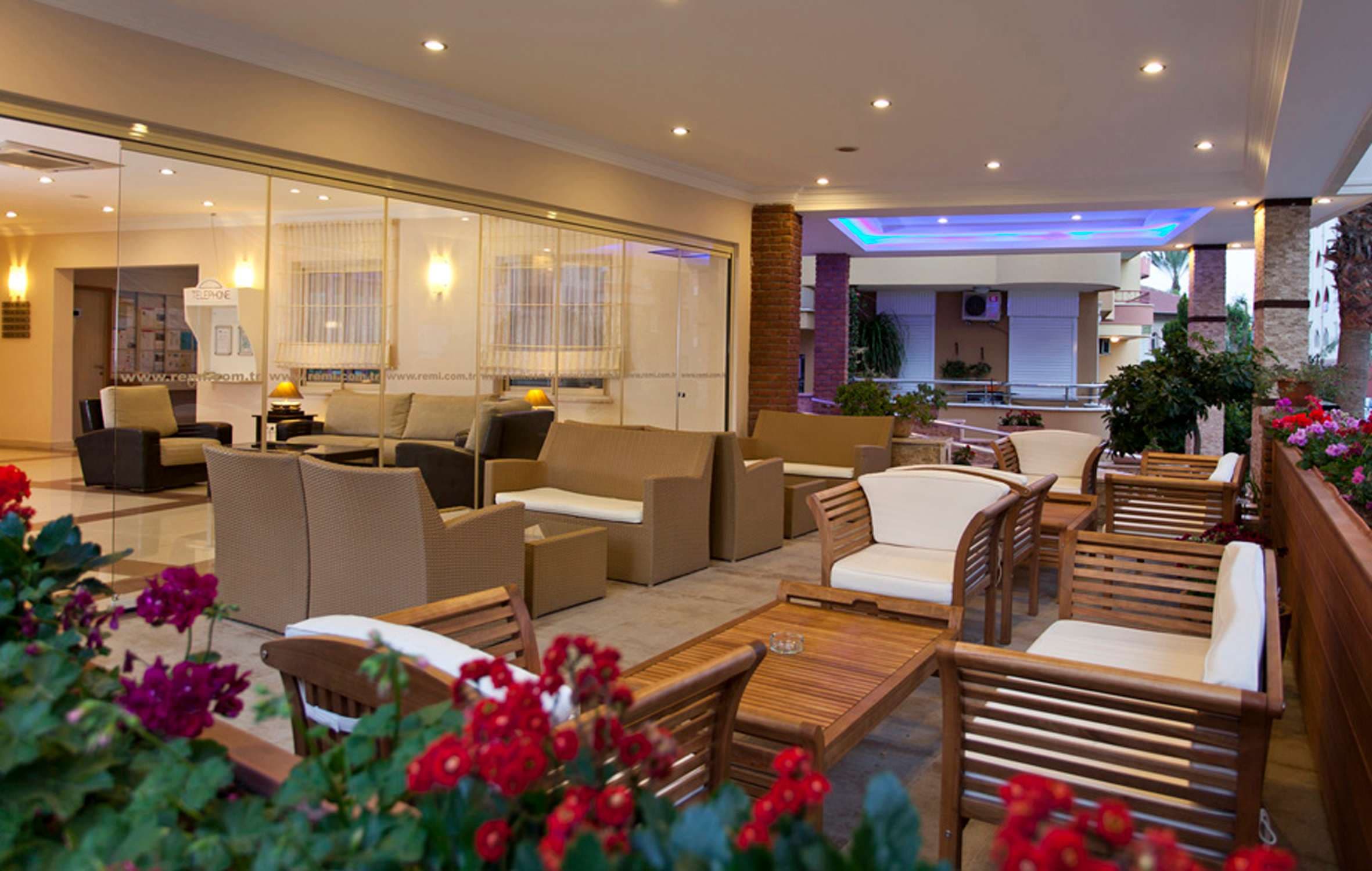 Remi Hotel Ansicht 8