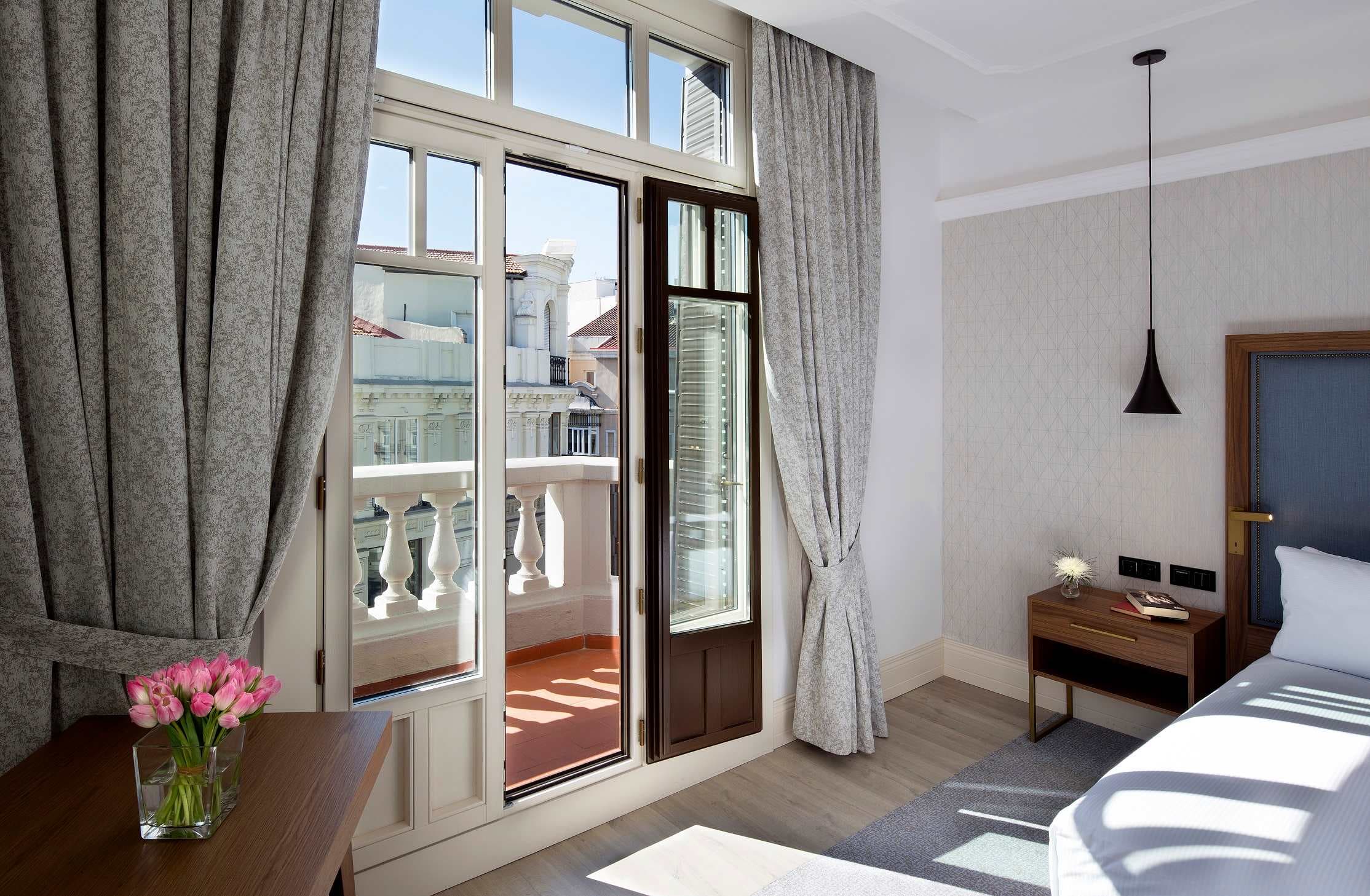 DoubleTree by Hilton Madrid - Prado Ansicht 5