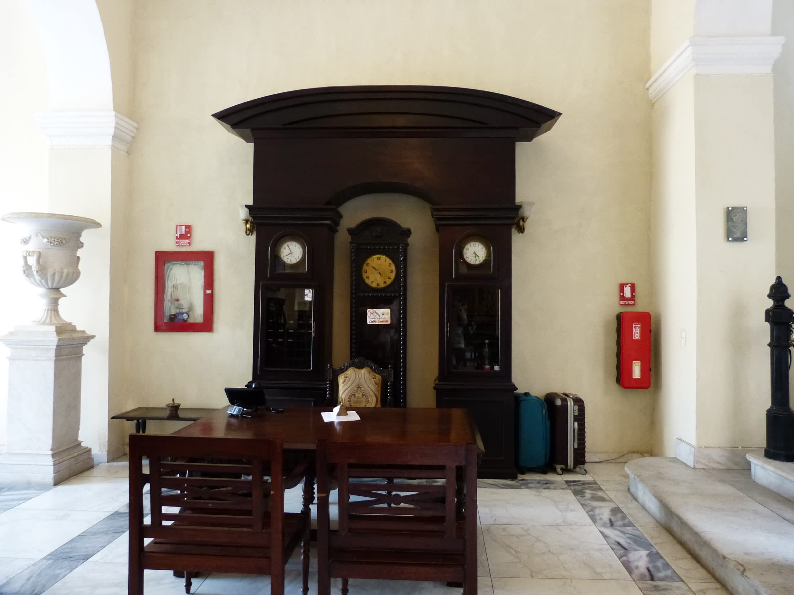 Hotel E Velasco Ansicht 4