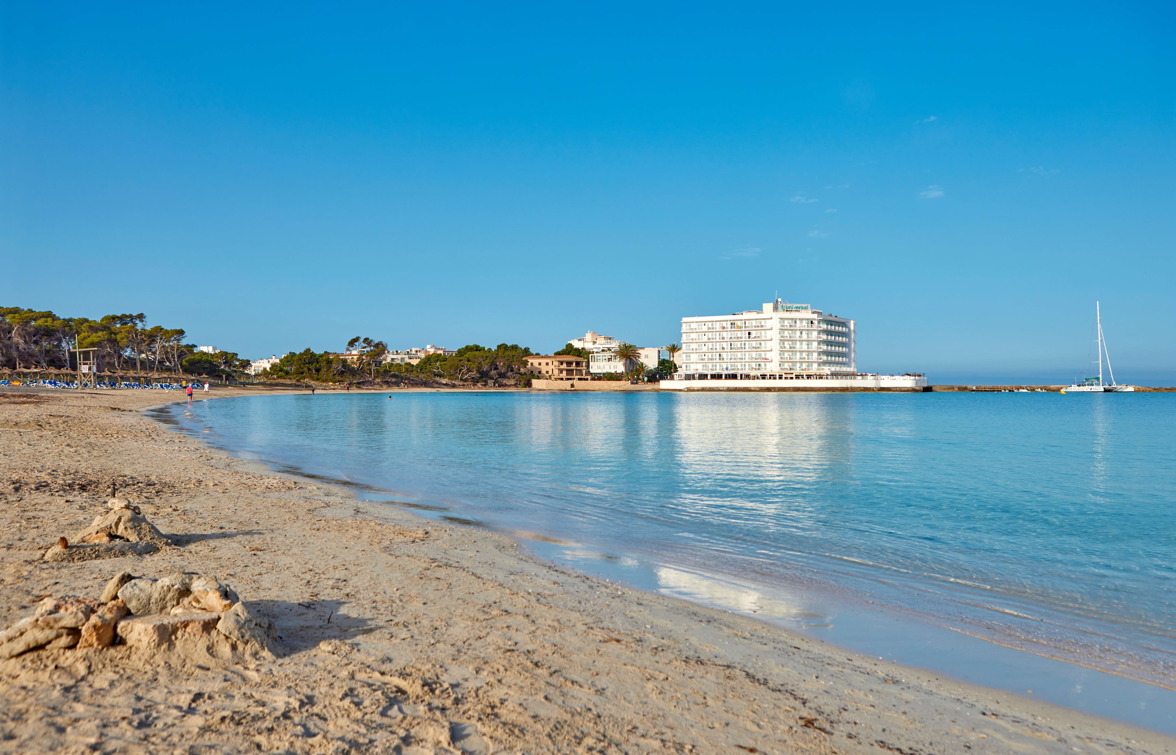Universal Hotel Marques