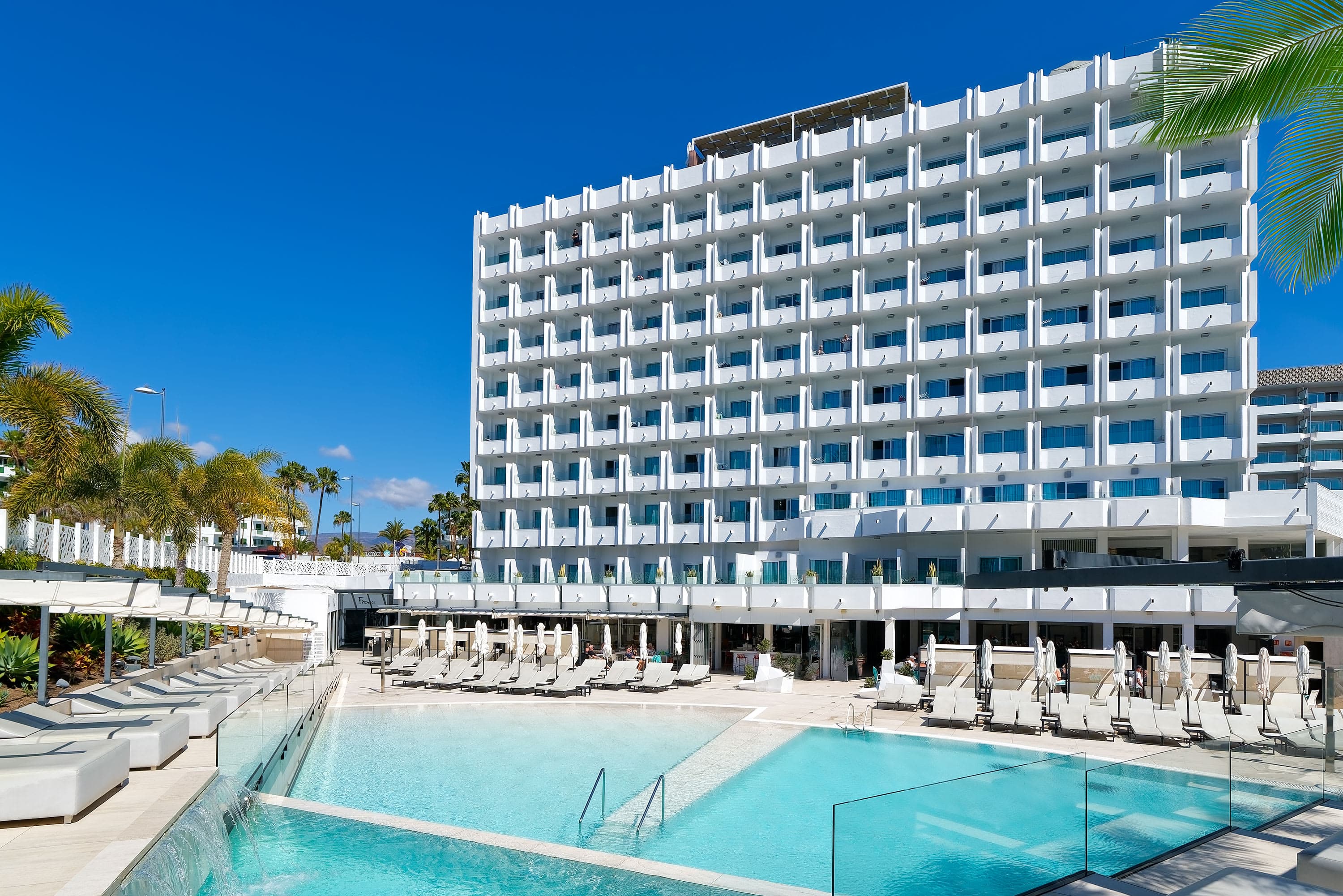 Hotel Caserio