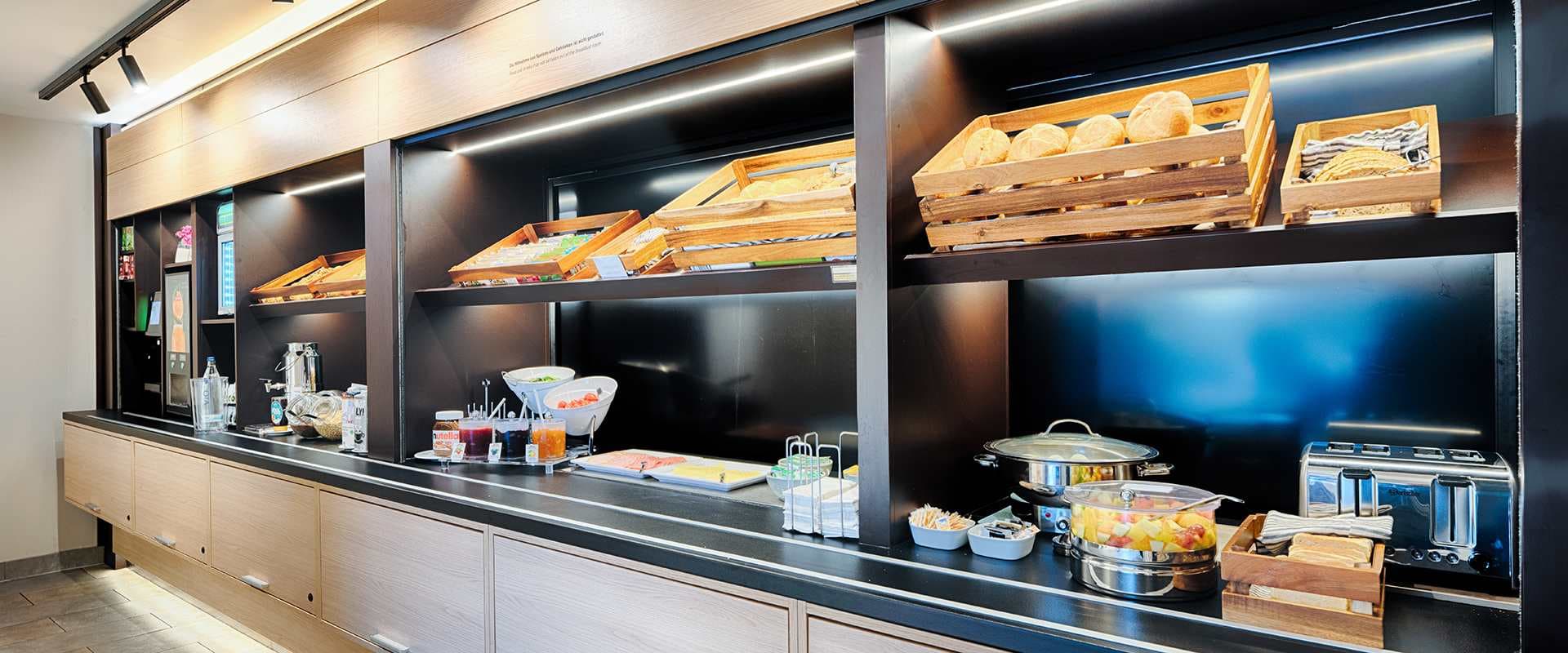 B&B HOTEL Wiesbaden-Hbf Ansicht 9