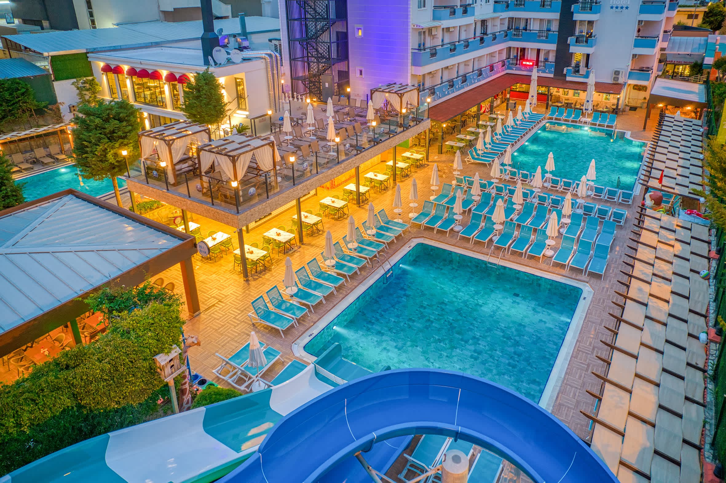 Club Big Blue Suite Hotel