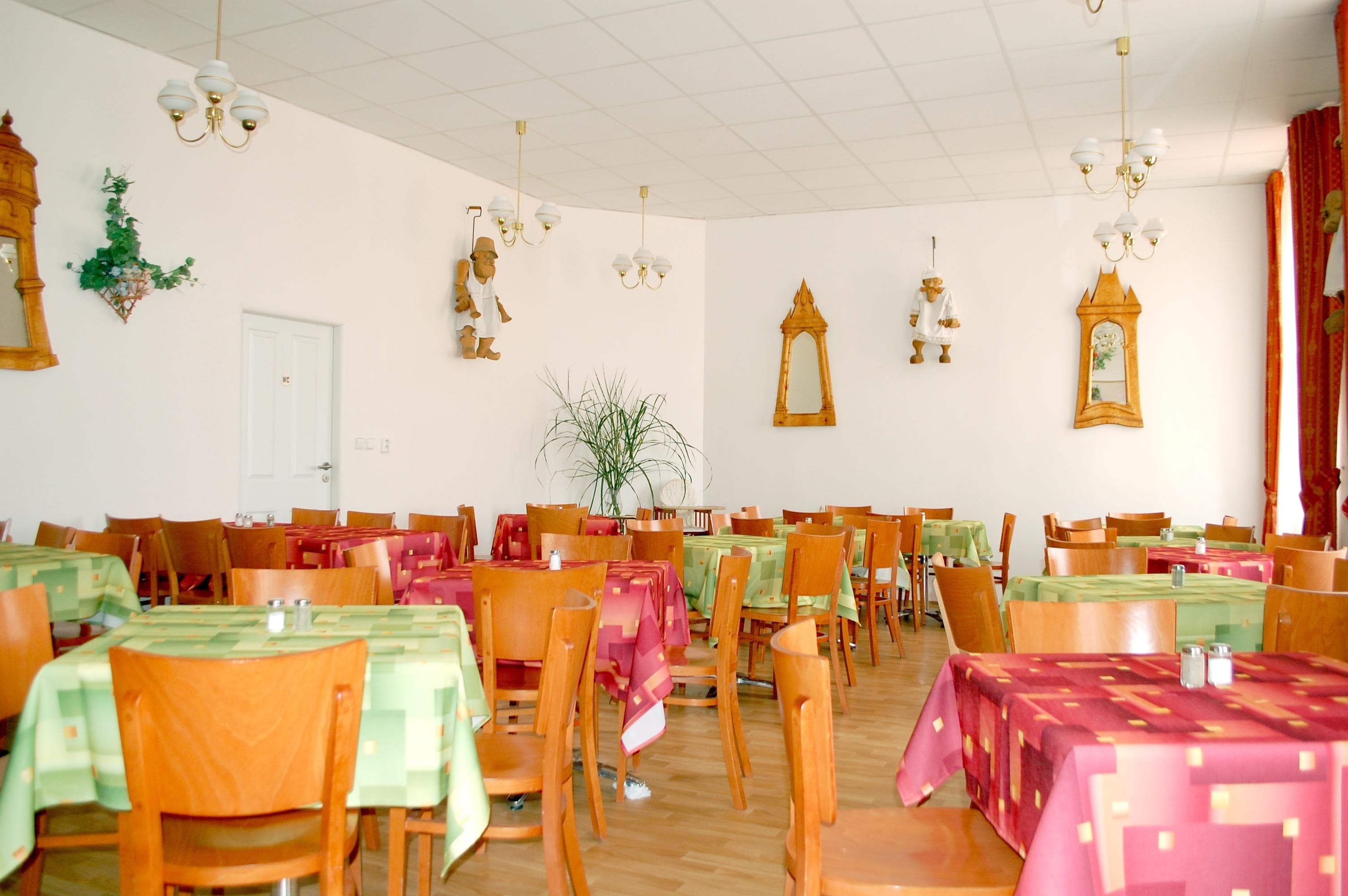 Metropolitan Old Town Hotel Ansicht 5