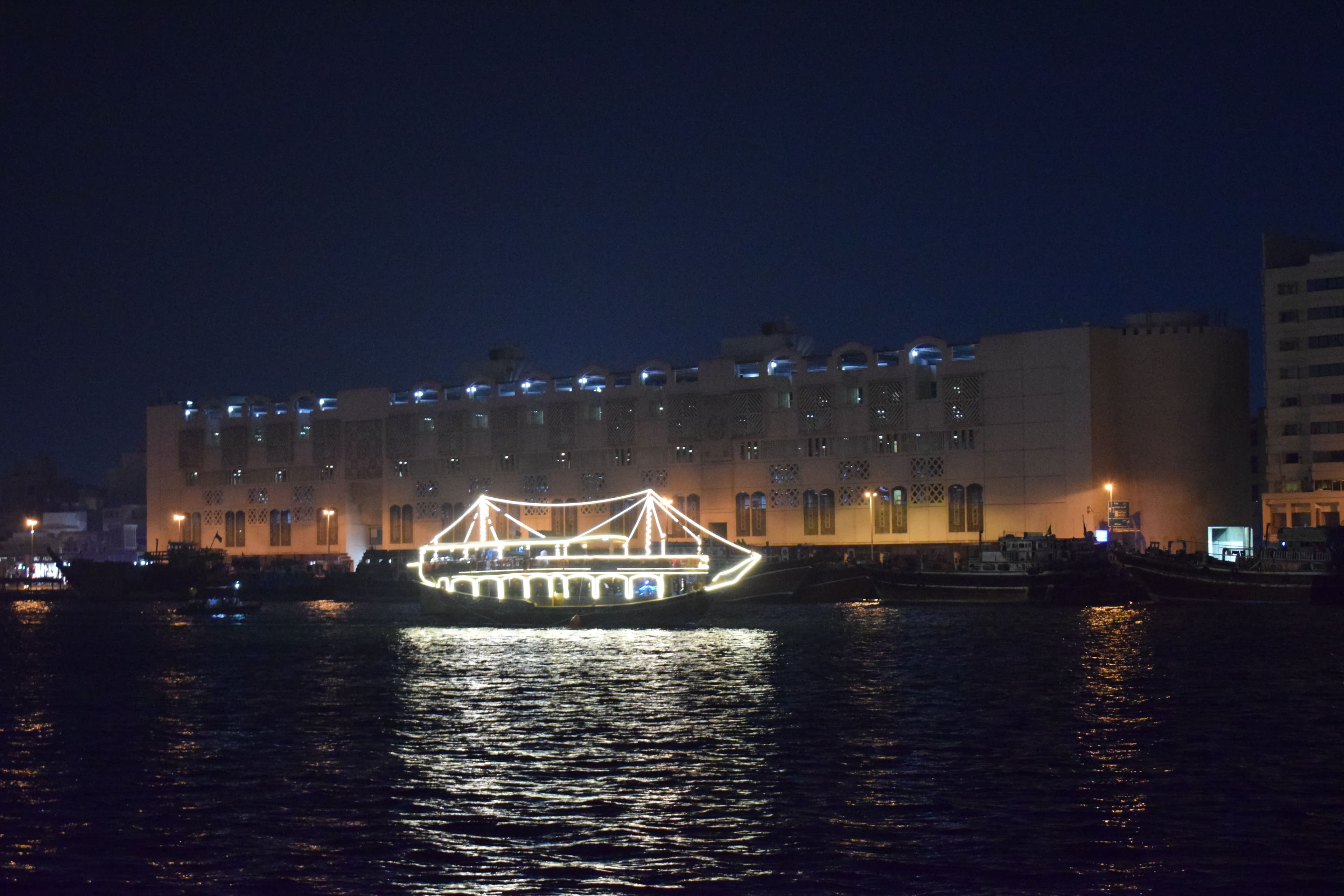 Al Seef Heritage Hotel Dubai, Curio Collection by Hilton Ansicht 3