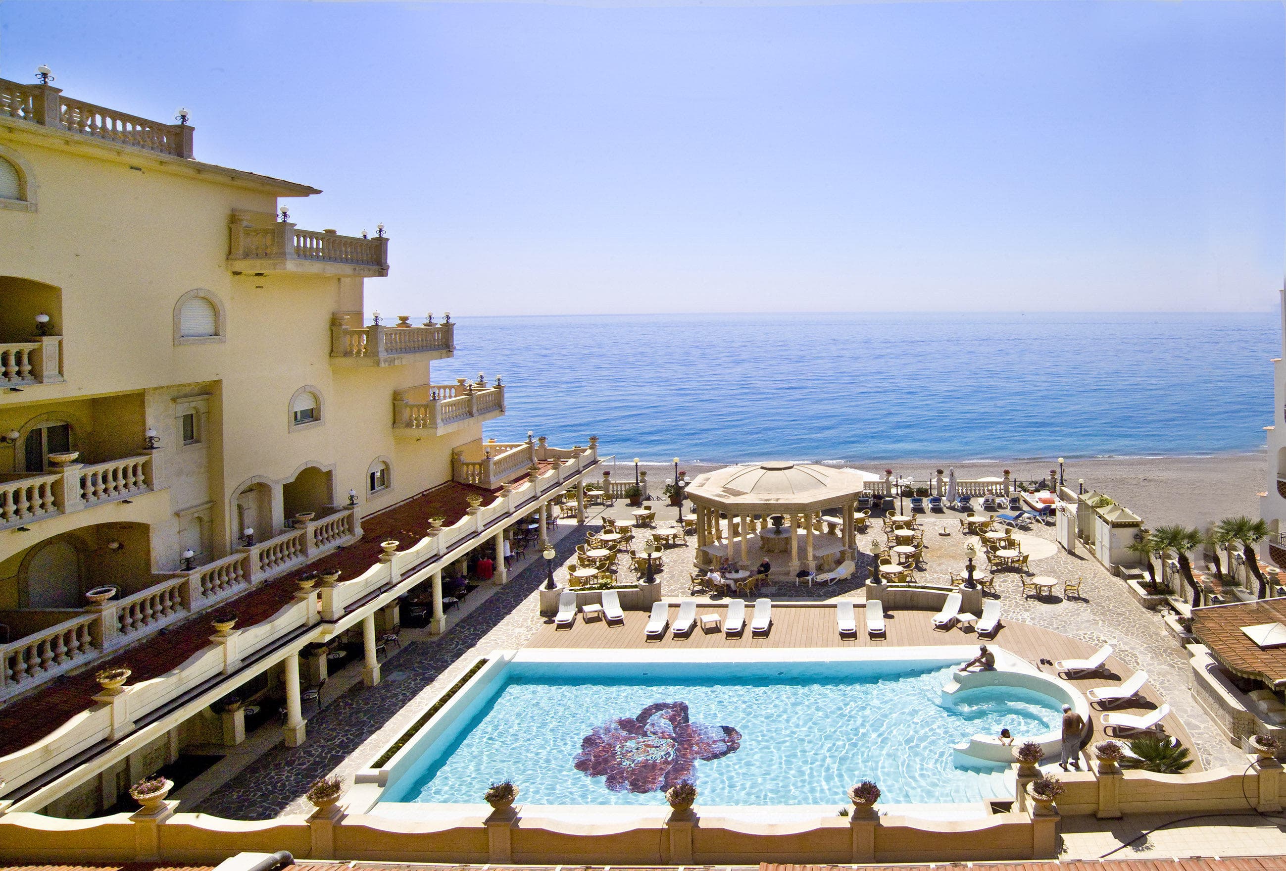 Hellenia Yachting Hotel