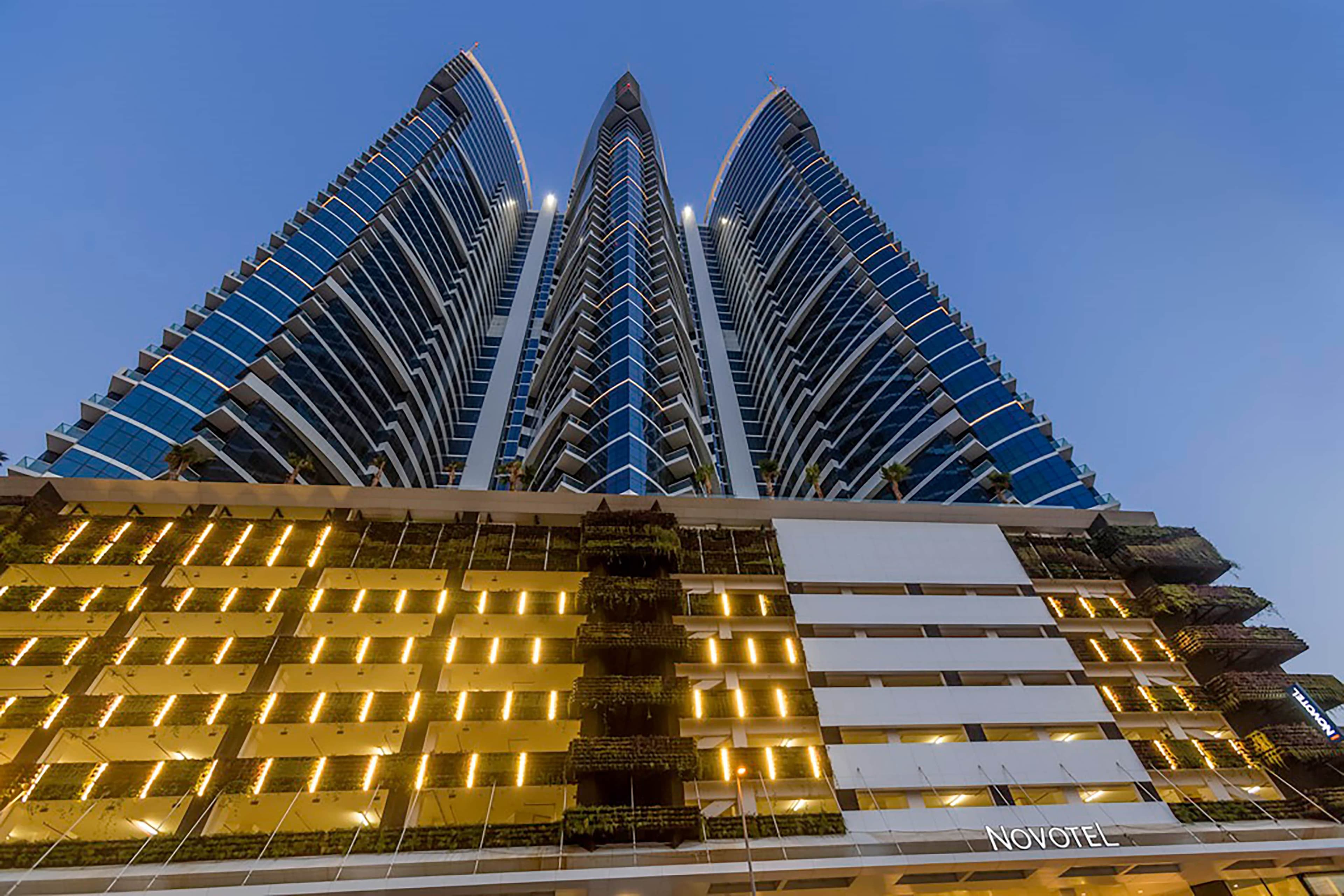 Novotel Dubai Al Barsha Ansicht 2