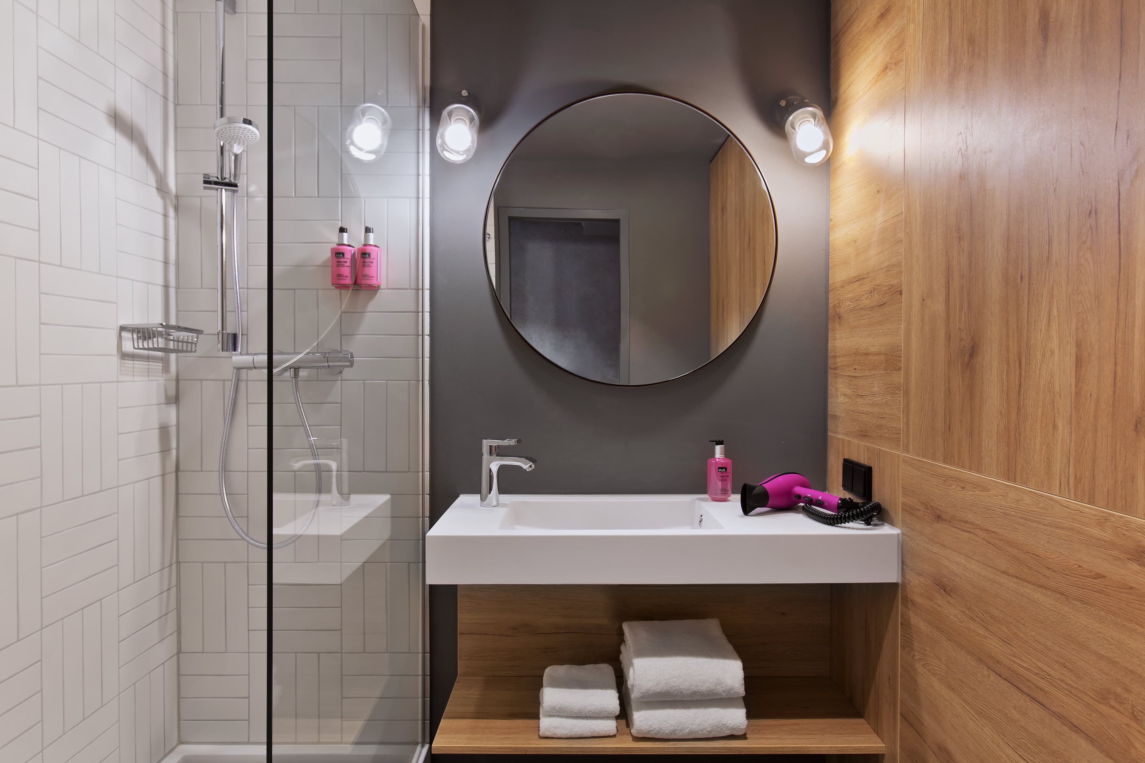 MOXY Berlin Humboldthain Park Ansicht 5