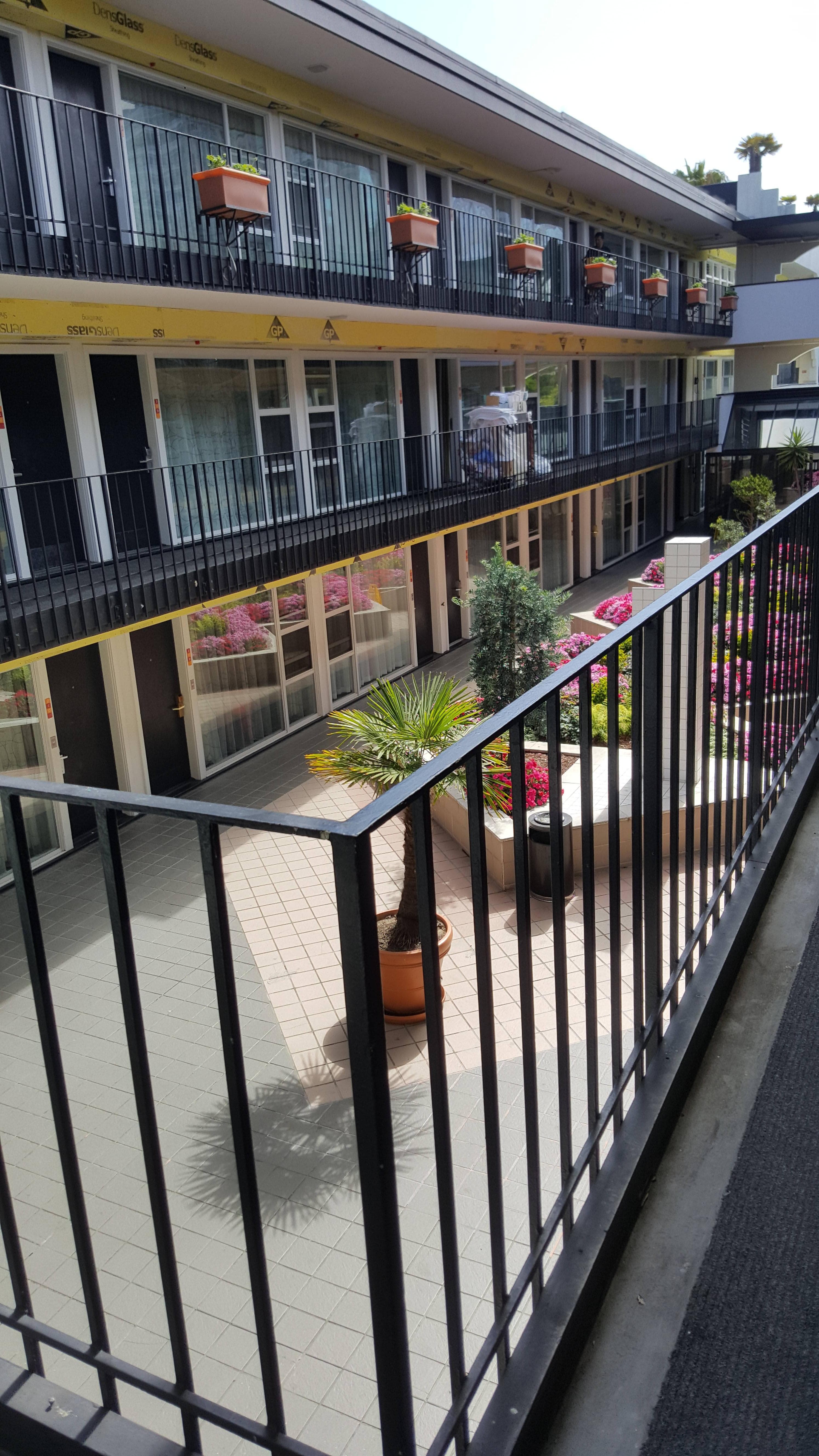 Hotel Americania Ansicht 8