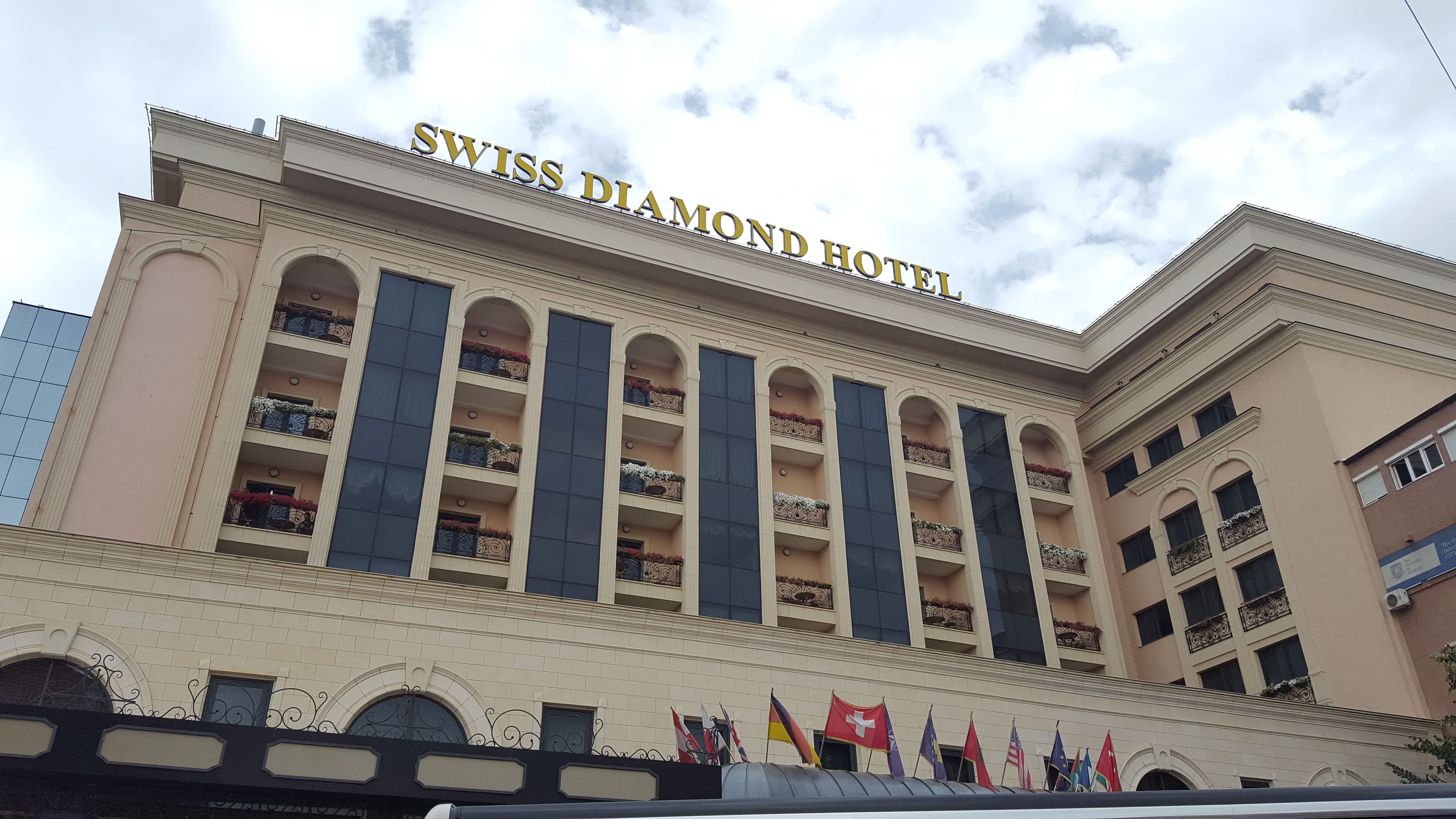Hotel Swiss Diamond Prishtina Ansicht 2