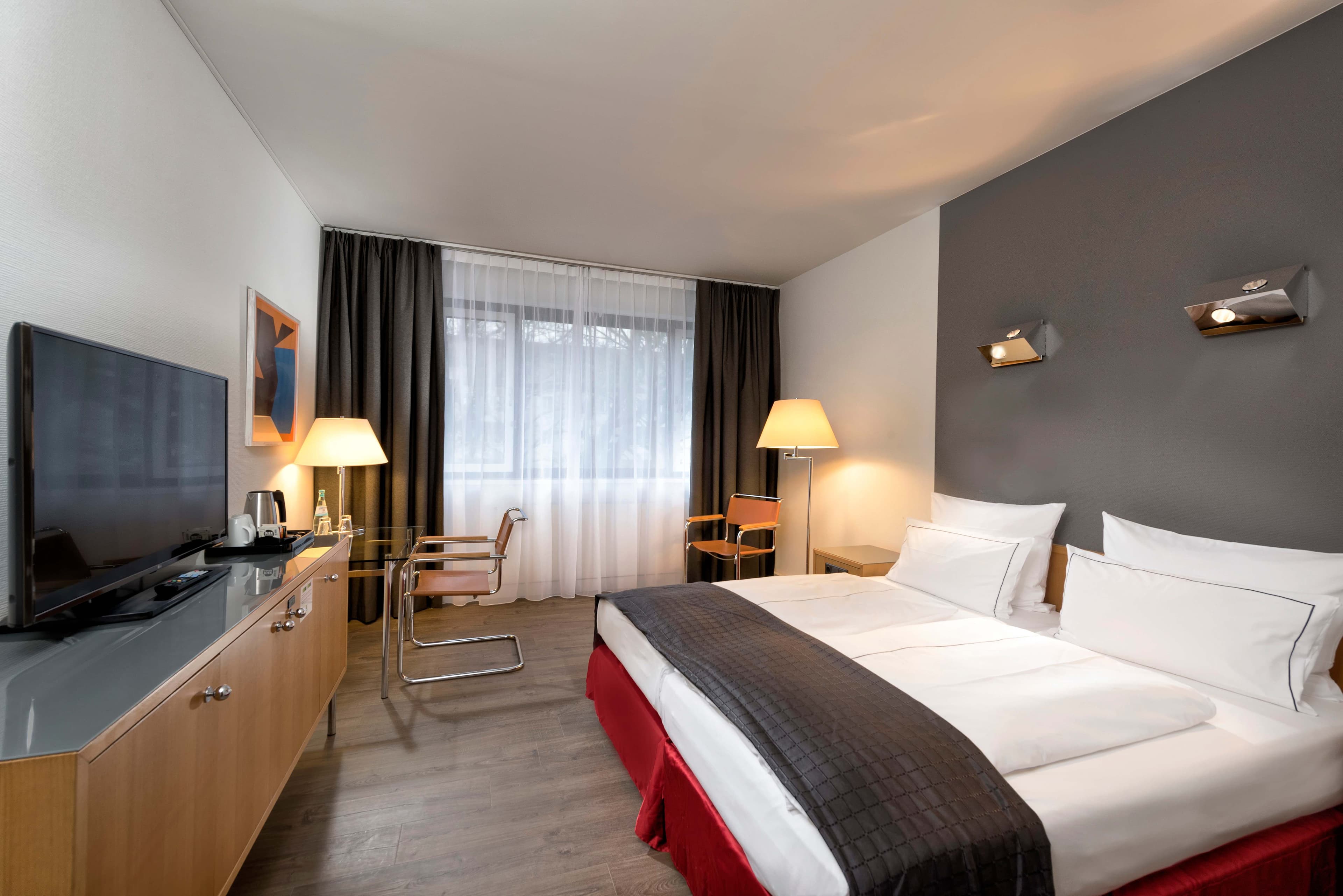 Holiday Inn Hotel Berlin - City West Ansicht 5
