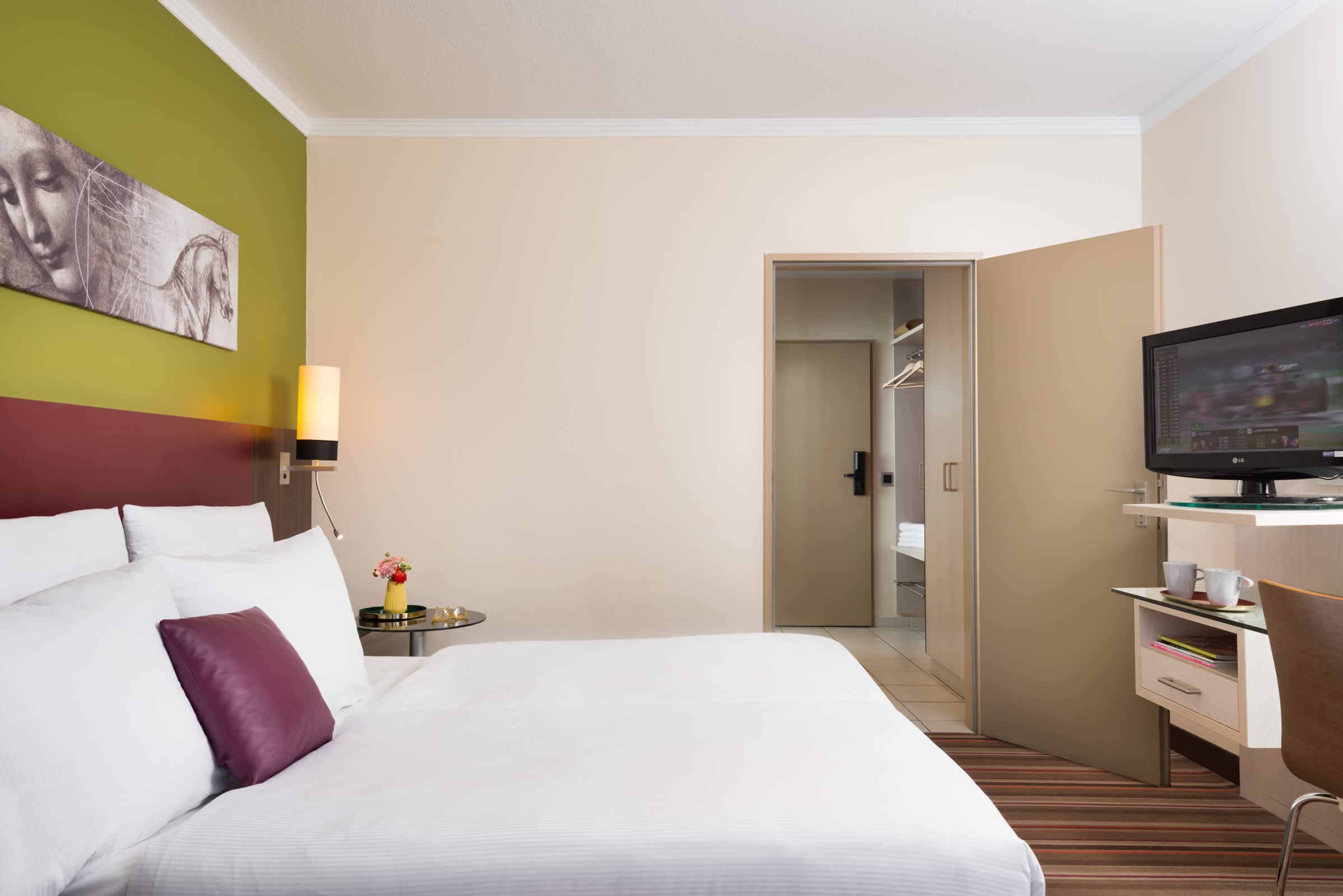 Leonardo Hotel & Residenz München Ansicht 3