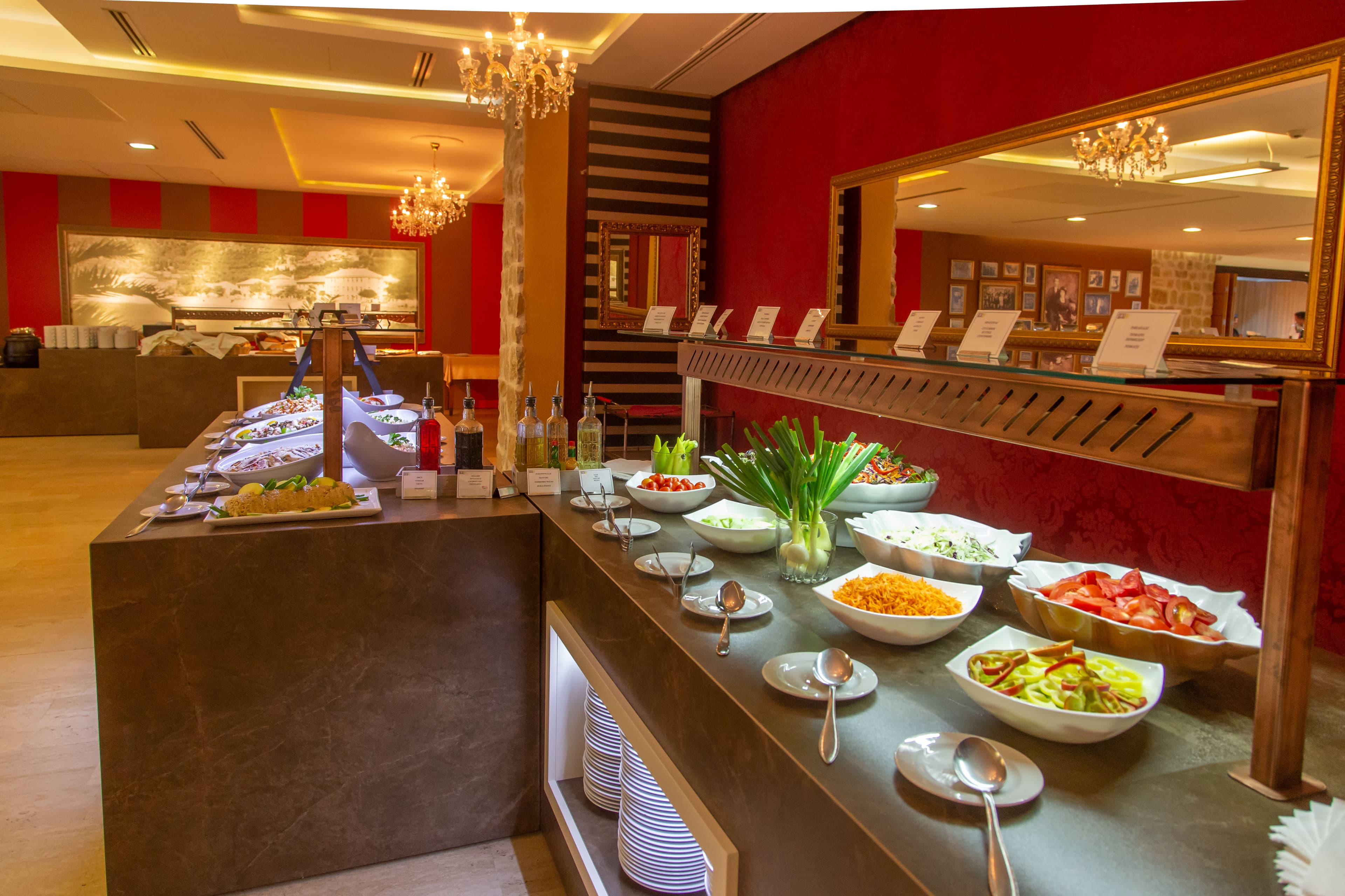 Hotel Palas Ansicht 9