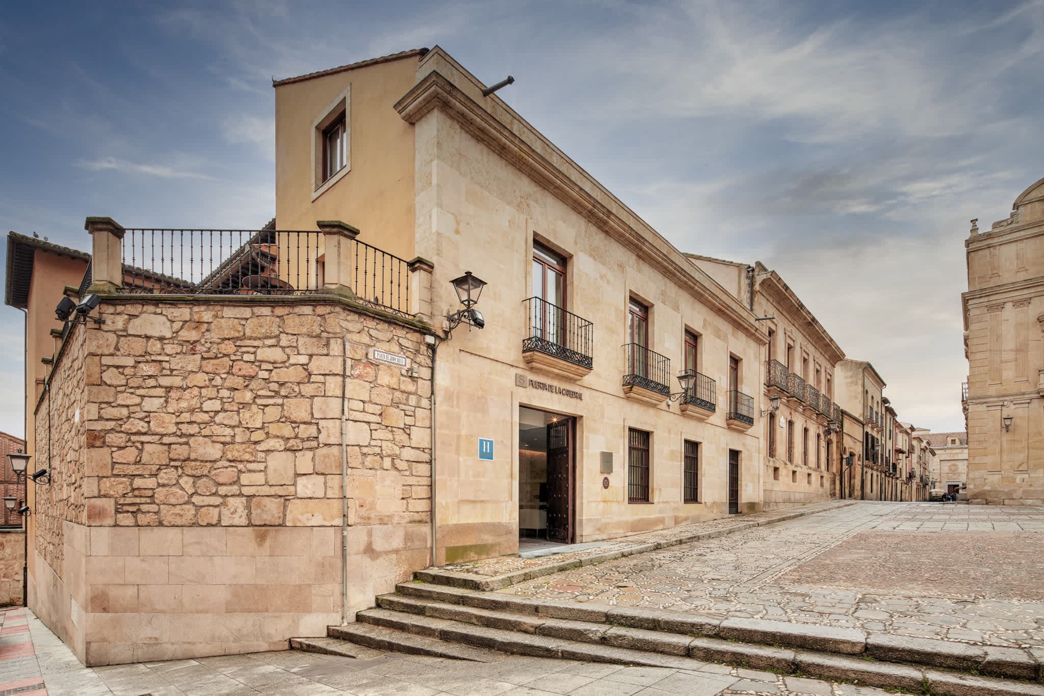 Sercotel  Puerta de la Catedral Ansicht 2