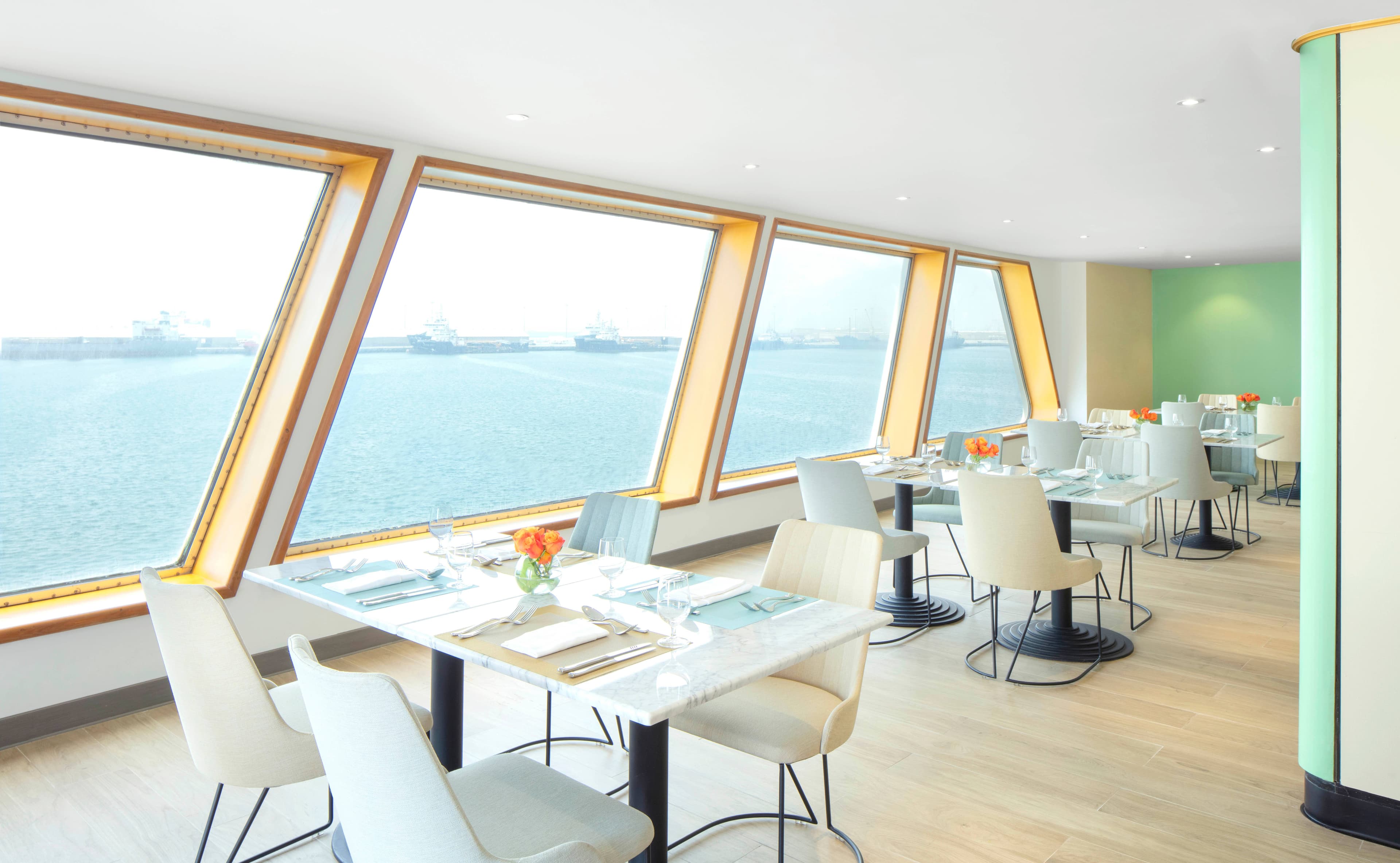 Queen Elizabeth 2 Hotel Ansicht 10