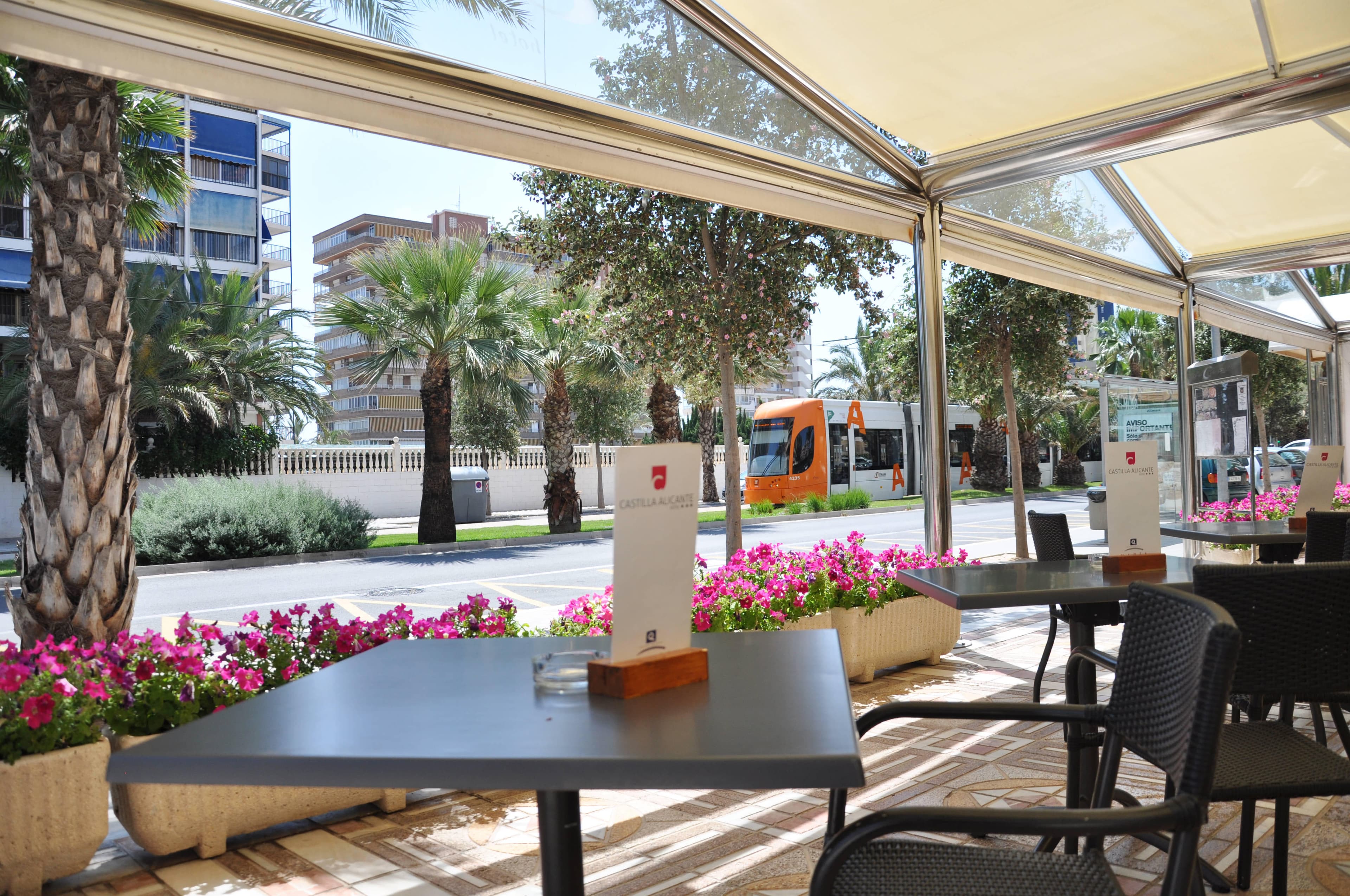 Hotel Castilla Alicante Ansicht 8