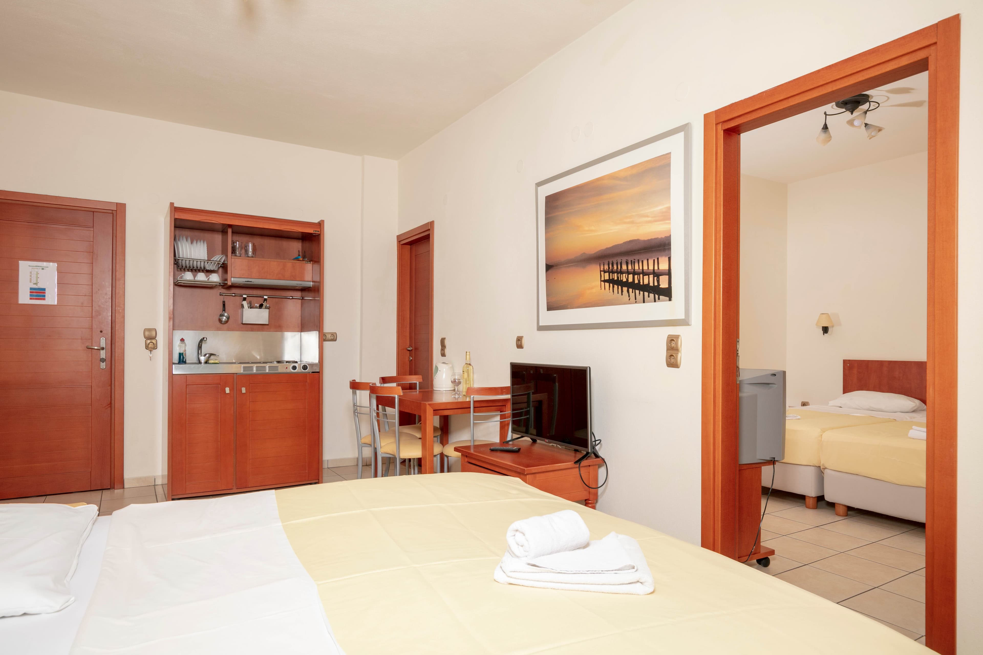 Mediterranean Beach Hotel Ansicht 6