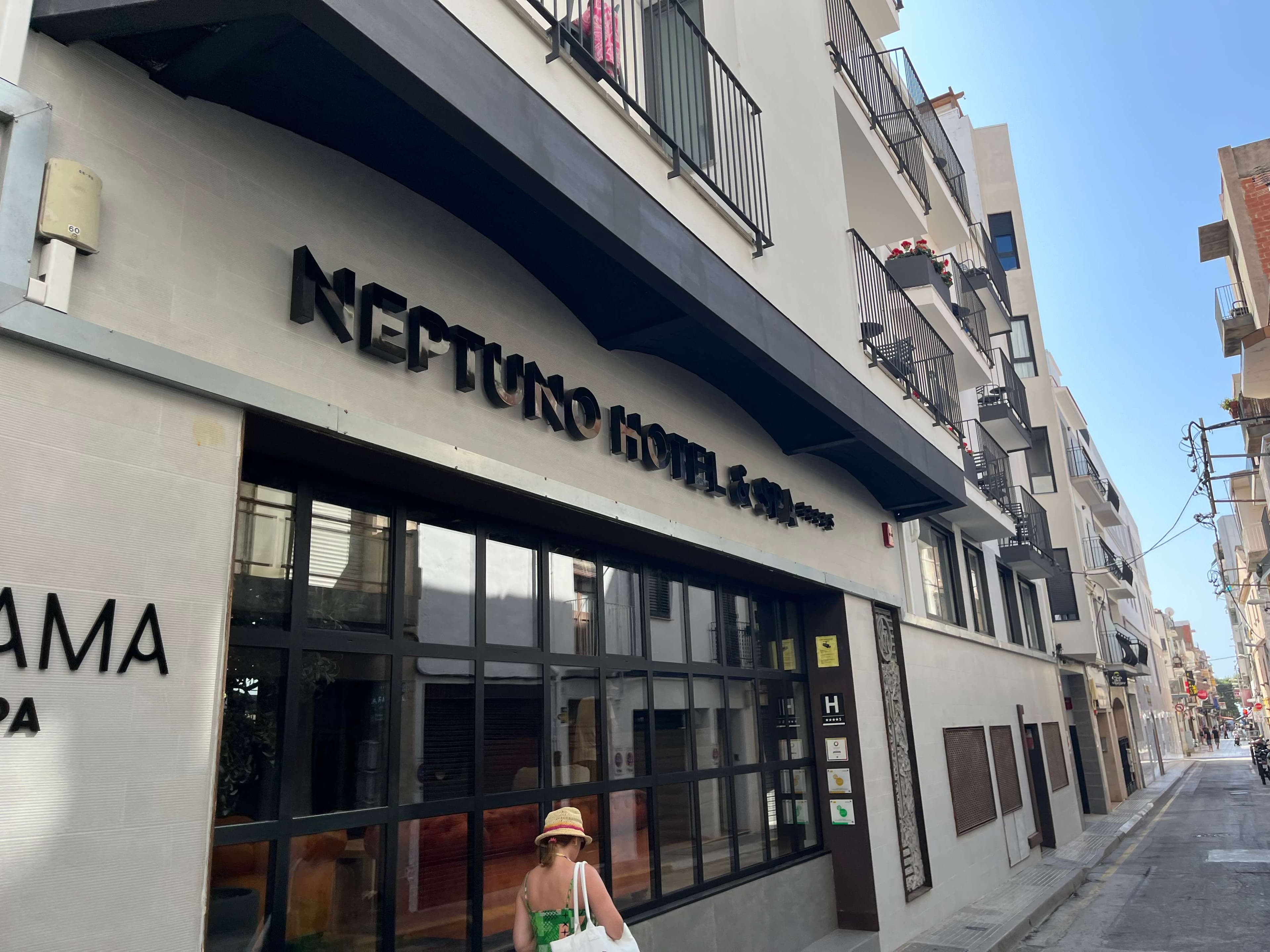 Neptuno Apartaments