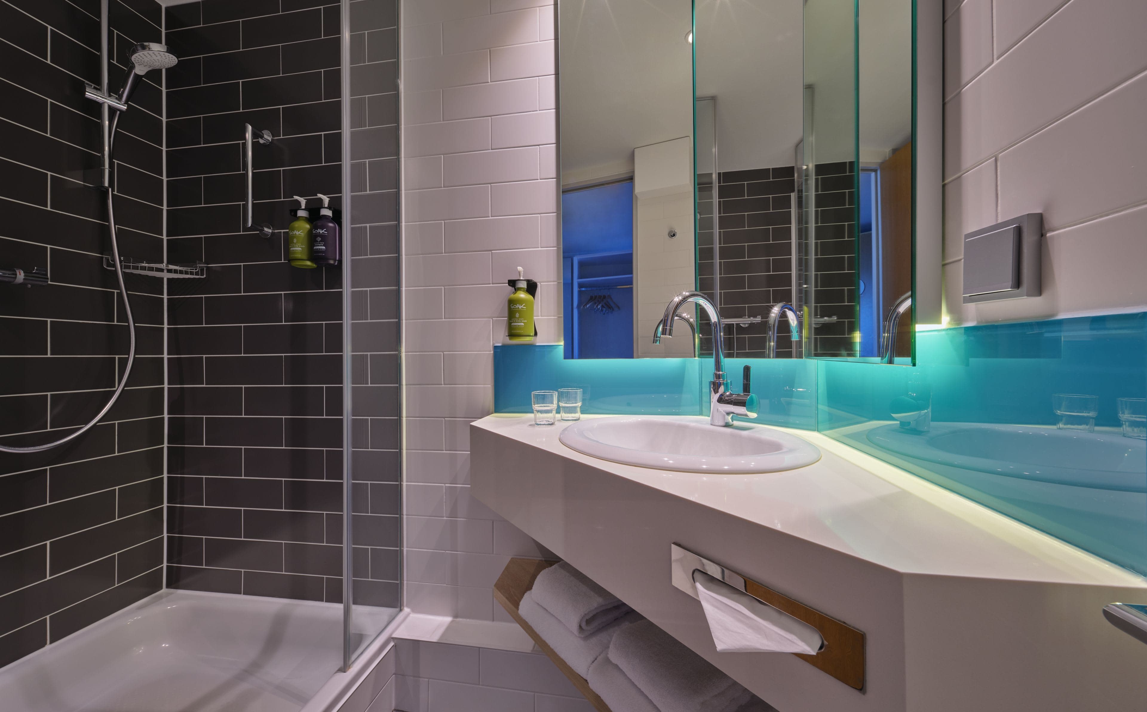 Holiday Inn Express Berlin City Center Ansicht 4