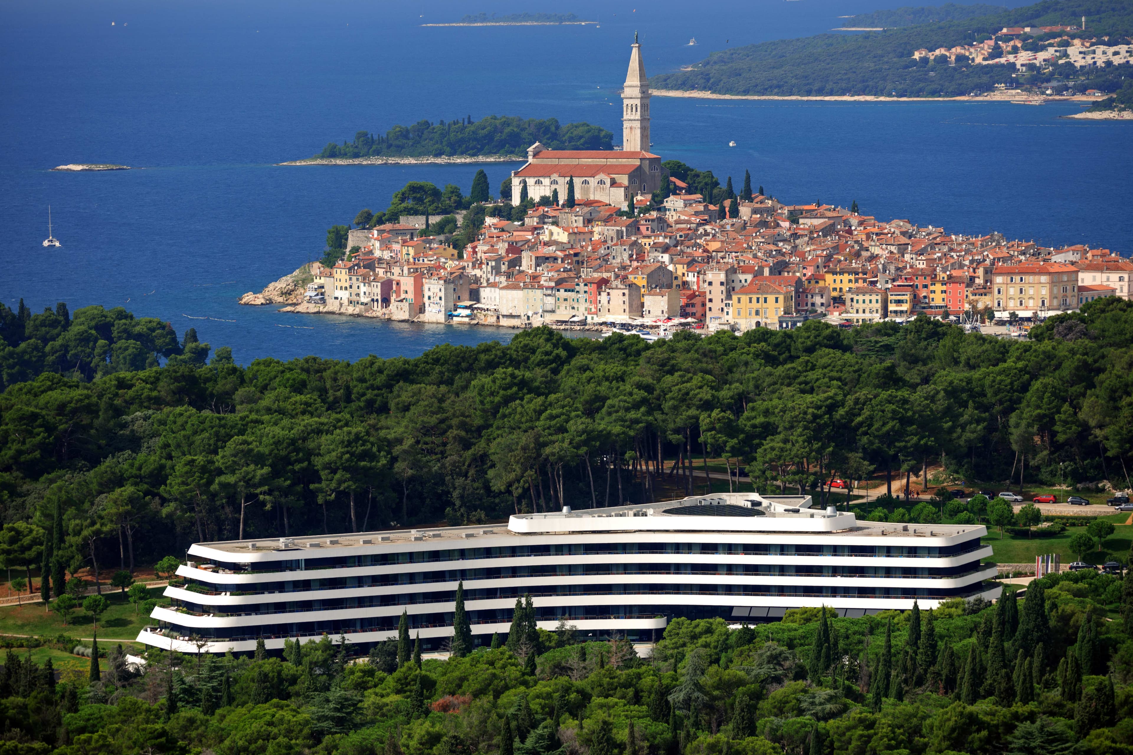 Lone Hotel by Maistra Collection