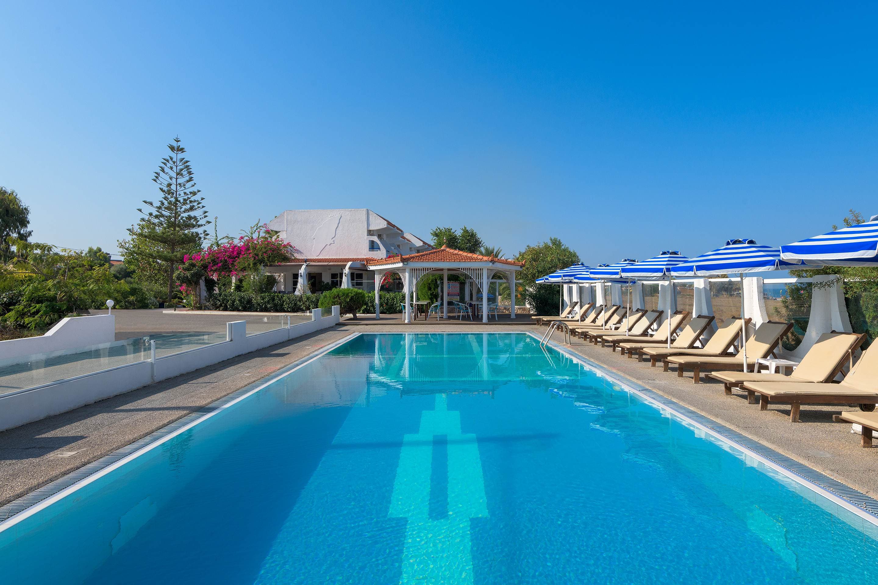 Hotel Nirvana Beach