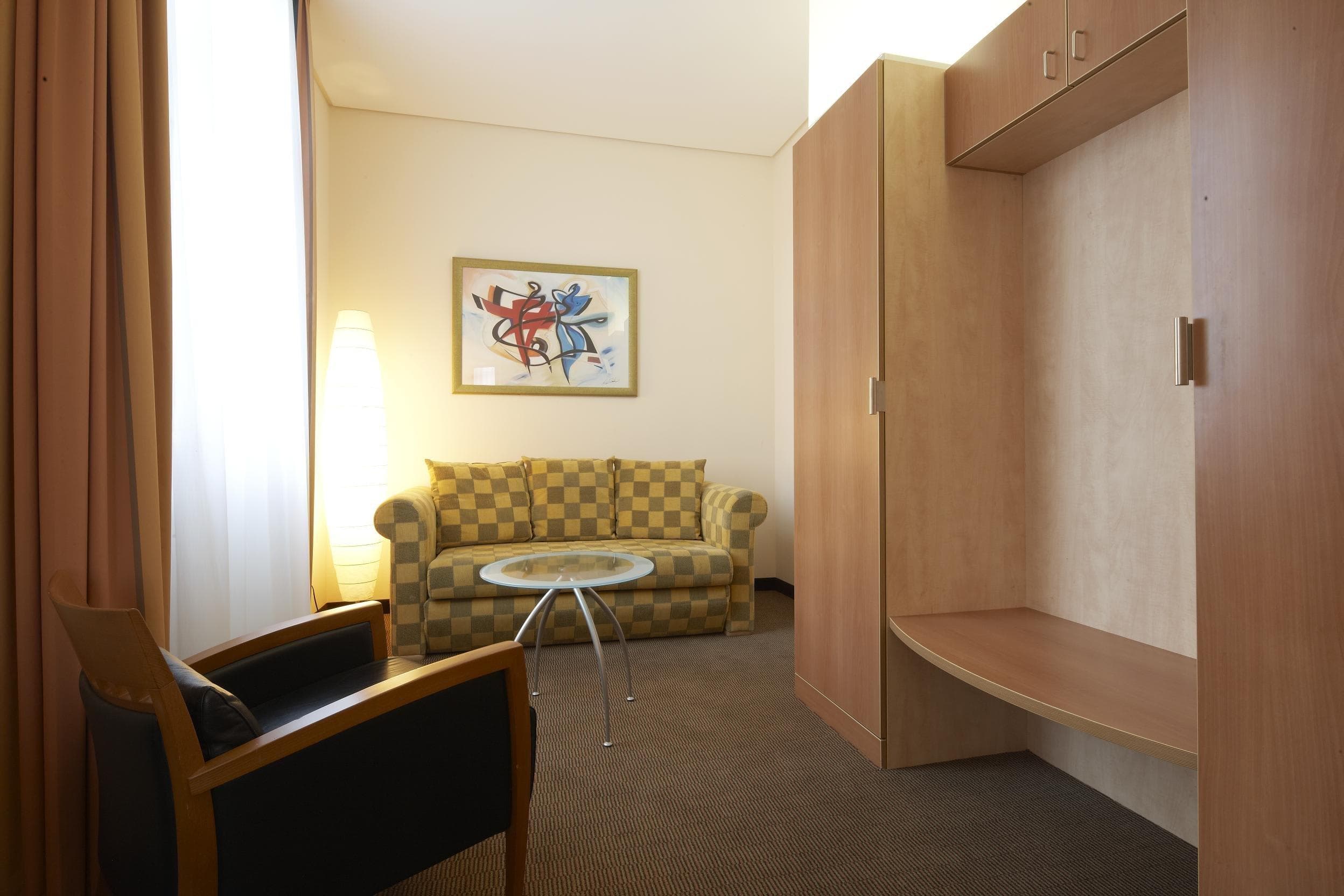 IntercityHotel Berlin Ostbahnhof Ansicht 4